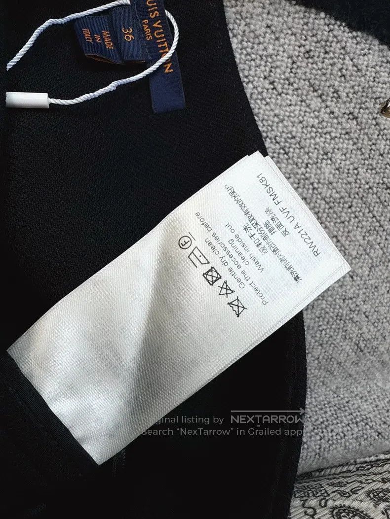 Louis Vuitton Louis Vuitton Black pleated patchwork button skirt Size 35" - 7 Thumbnail