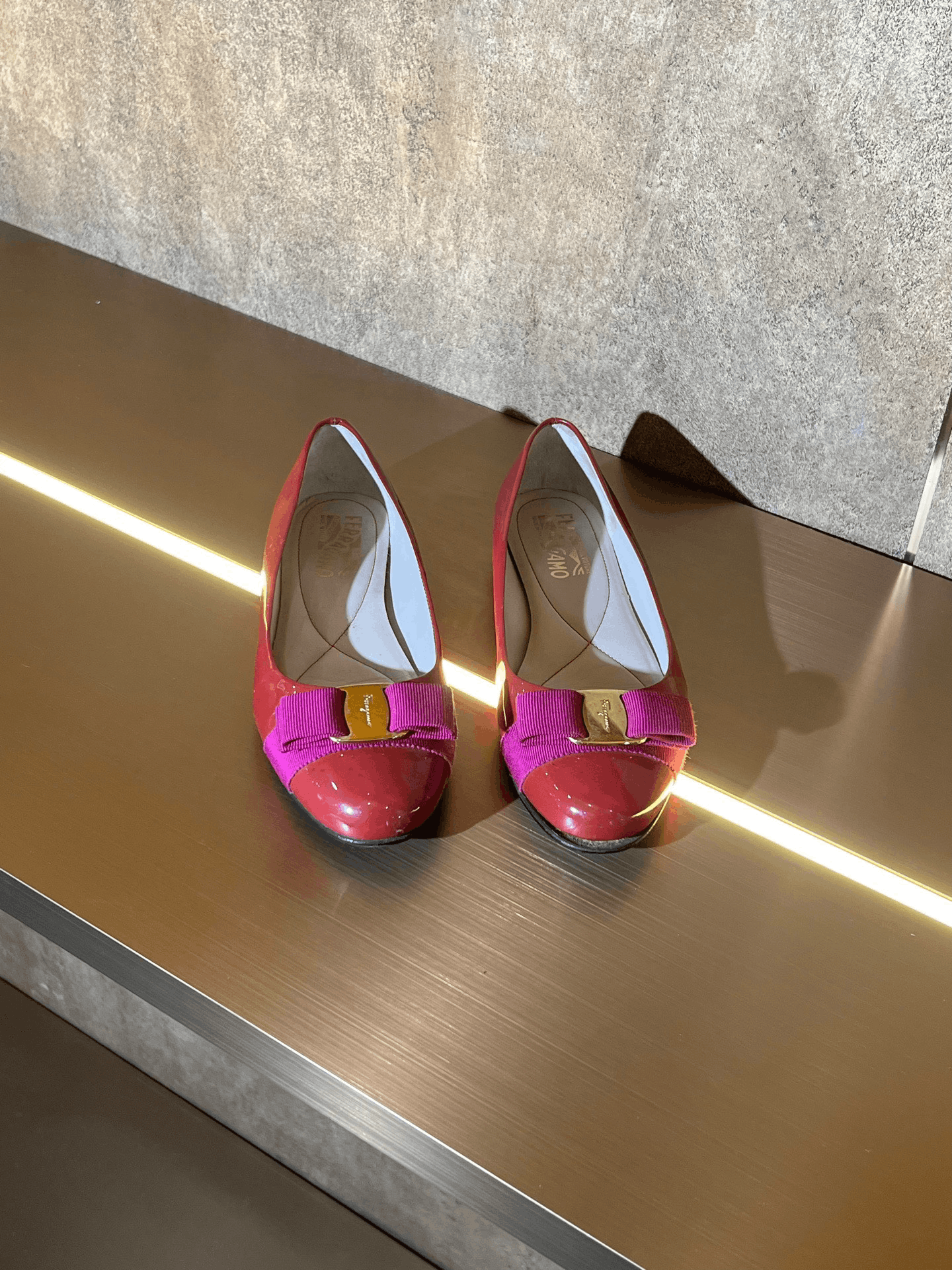 Salvatore Ferragamo Salvatore Ferragamo Lowtop Sneakers us_9 Women Size US 9 / IT 39 - 1 Thumbnail