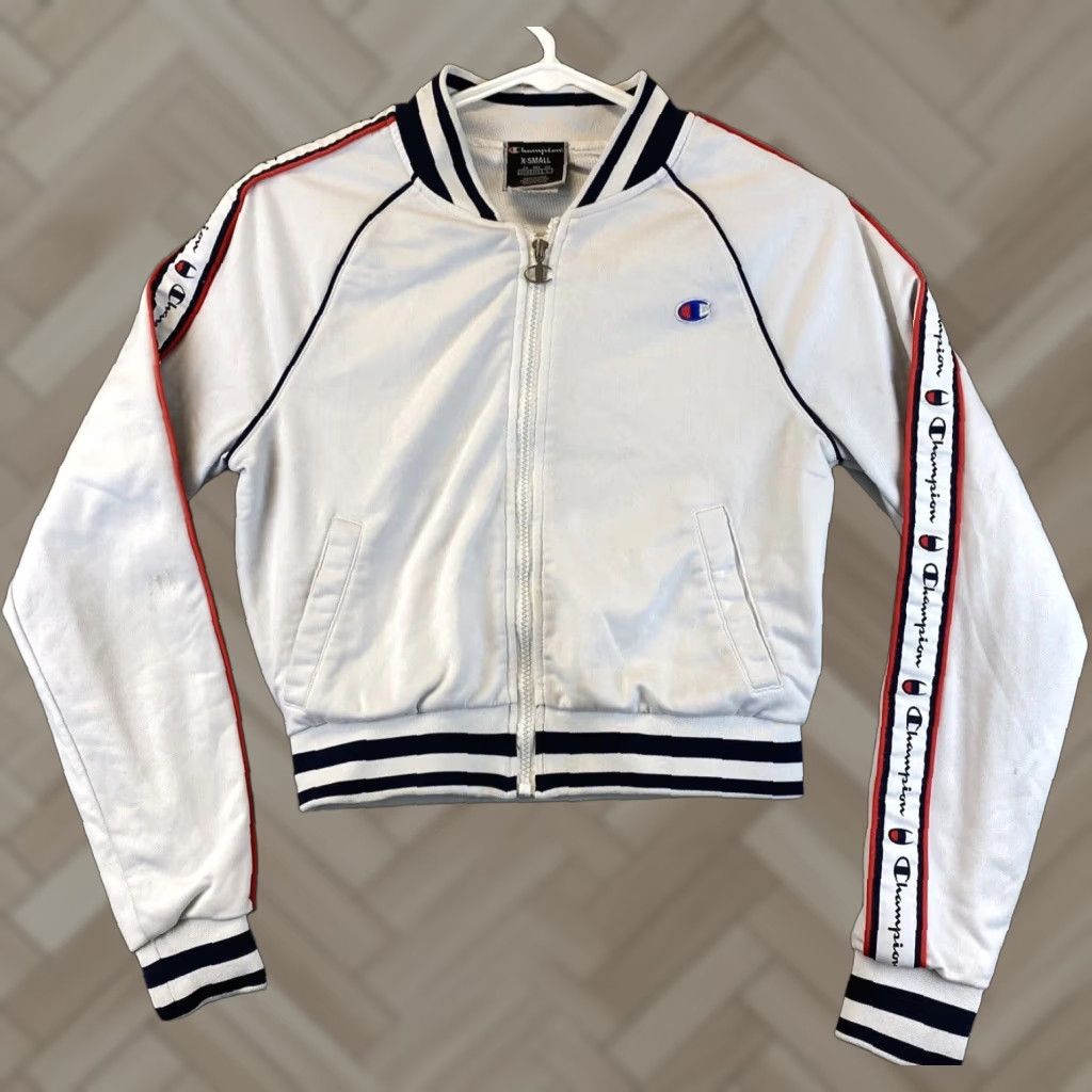 Champion Champion Jacket Womens XS Zip Up Long Sleeve Cropped Spell Out White Red Full Zip Size XS / US 0-2 / IT 36-38 - 1 Thumbnail
