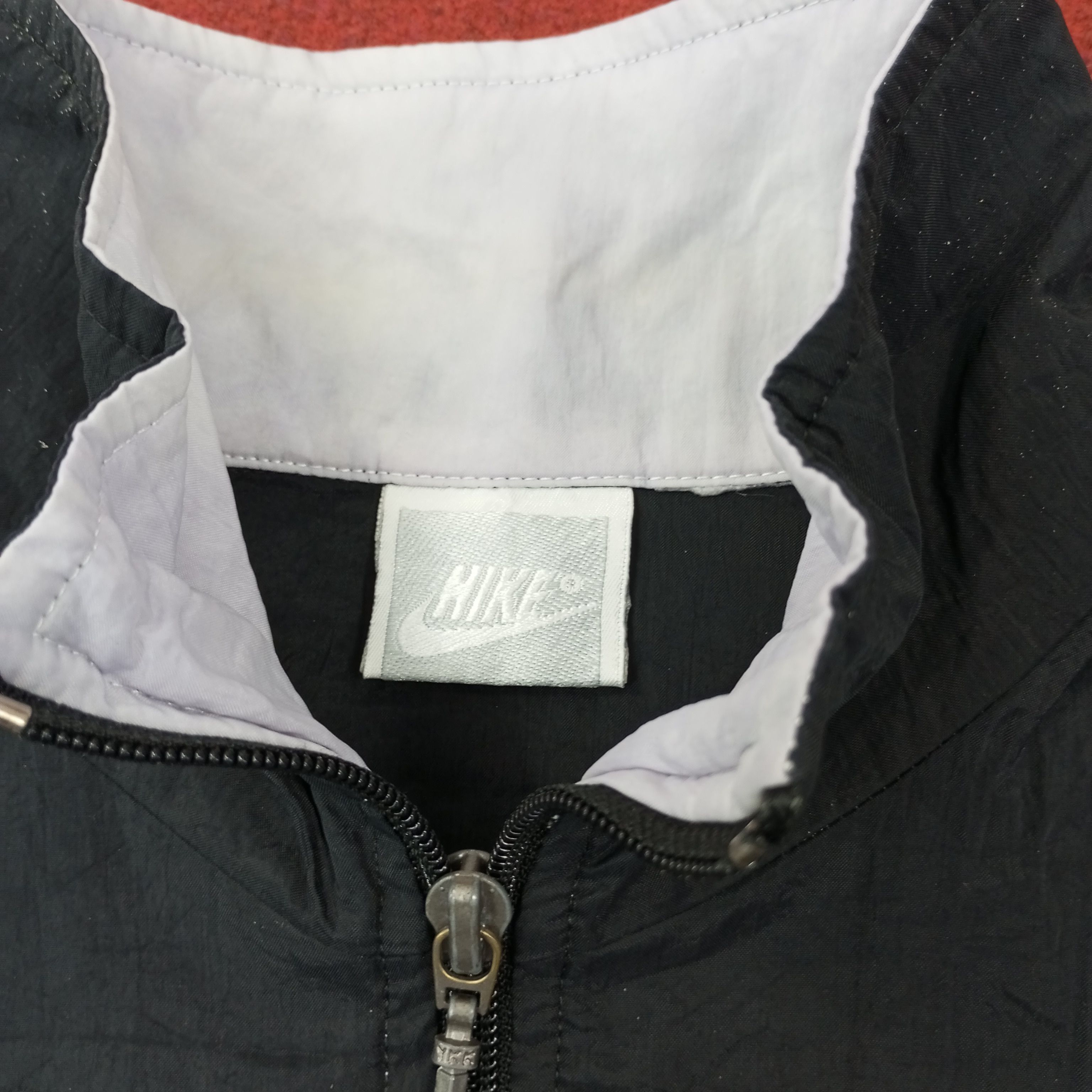 Nike × Vintage Nike Small Logo Design Windbreaker Jacket c232n5 Size US XL / EU 56 / 4 - 4 Thumbnail