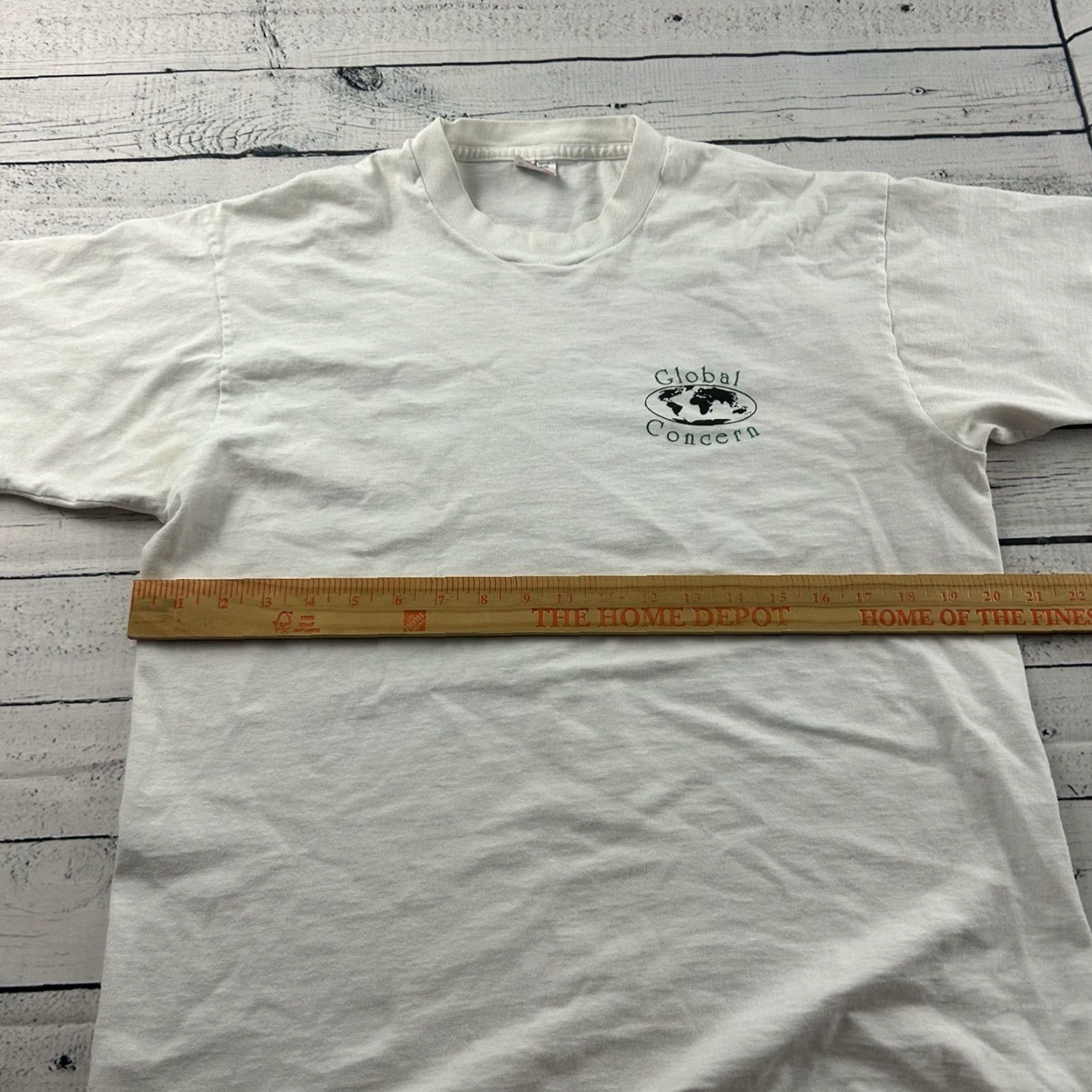 Fruit Of The Loom Vintage Fruit of the Loom T-Shirt Mens Large White Short Sleeve Shirt Old School 90s Size US L / EU 52-54 / 3 - 5 Thumbnail
