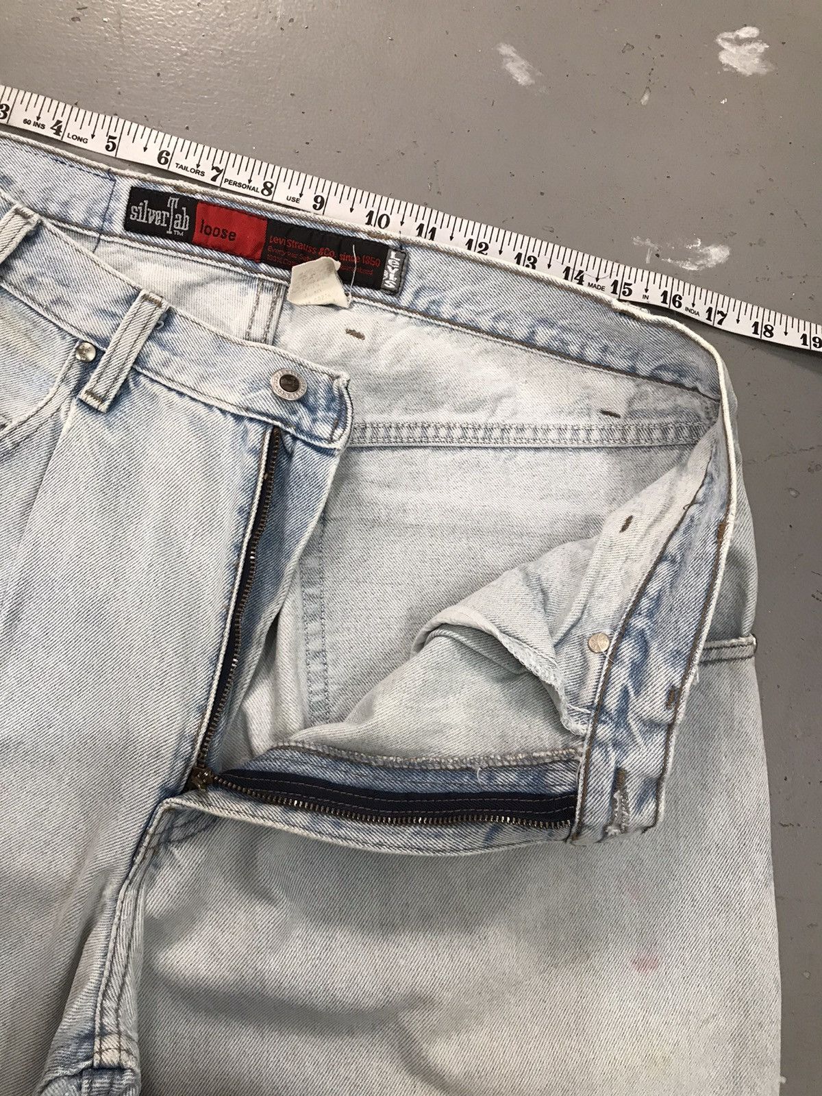Levi's Vintage Levi’s Strauss & co silver tab denim short Size US 33 - 5 Thumbnail