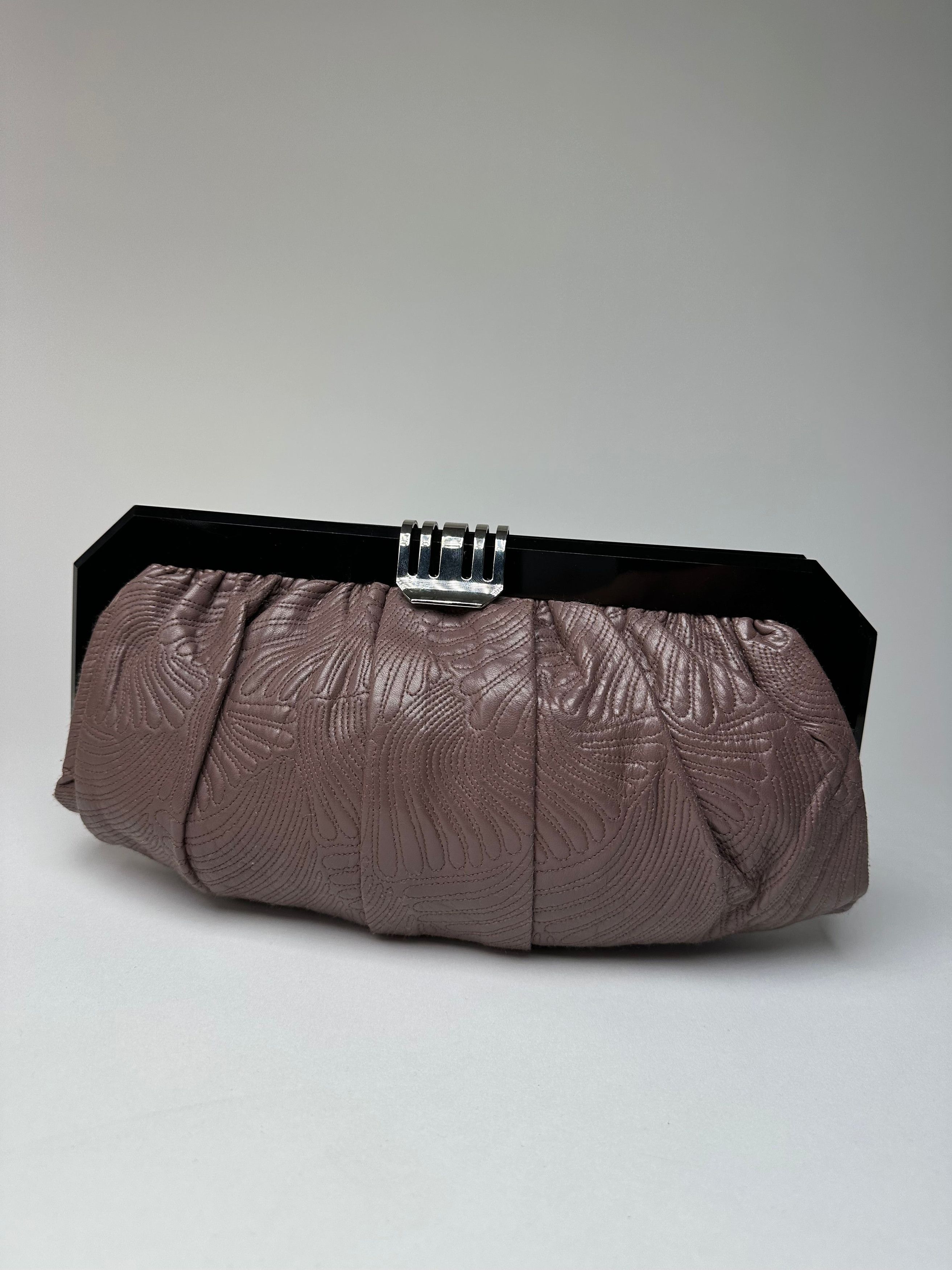 Marni Vintage Leather Clutch Purple Size ONE SIZE - 1 Thumbnail
