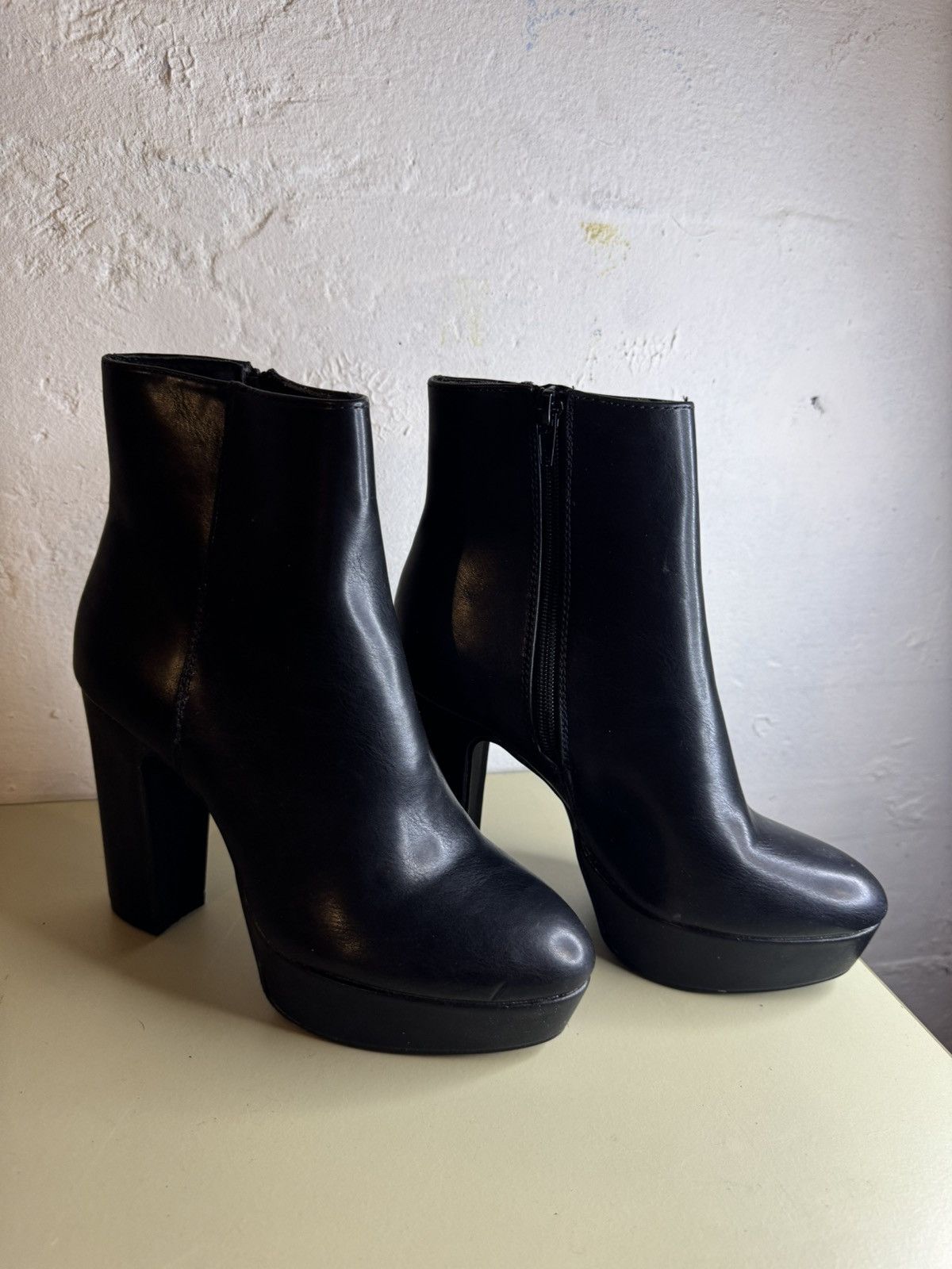 Other Anna Field Black Lady Boots Size US 5 / IT 35 - 2 Thumbnail