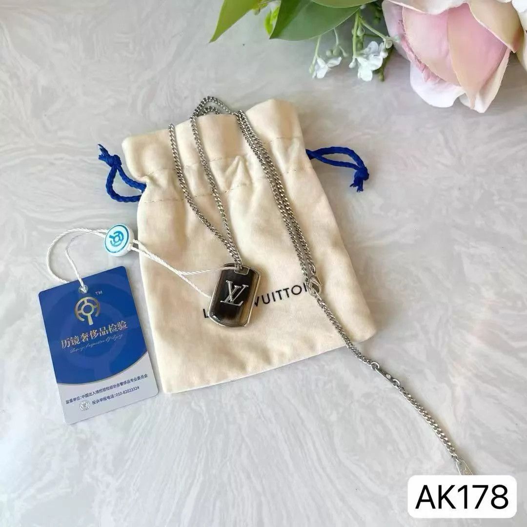 Louis Vuitton Louis Vuitton New Necklace 49-59cm Chain With Dust Bag Size ONE SIZE - 4 Thumbnail