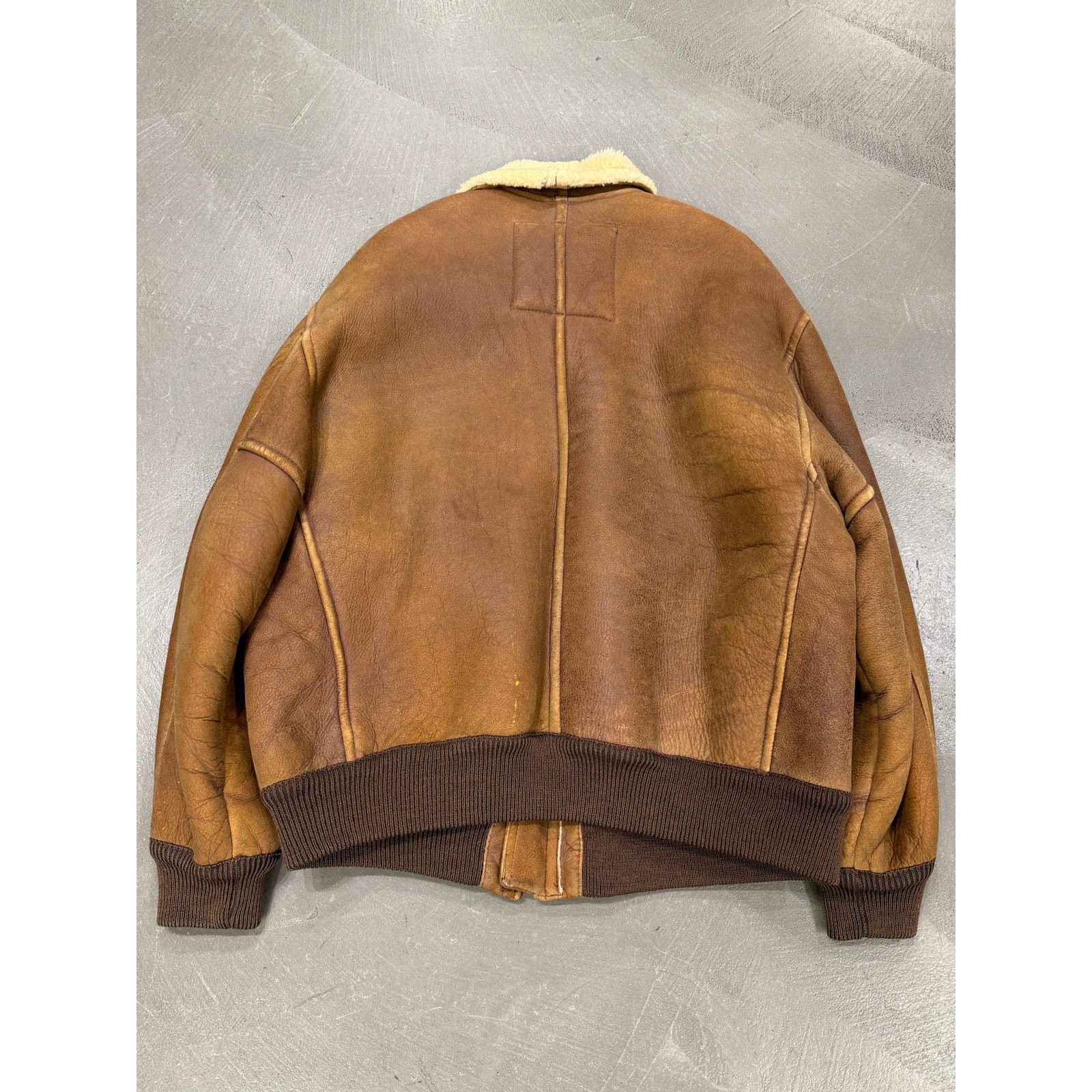 Giorgio Armani 1990s Emporio Armani shearling flight jacket Size US XL / EU 56 / 4 - 2 Thumbnail