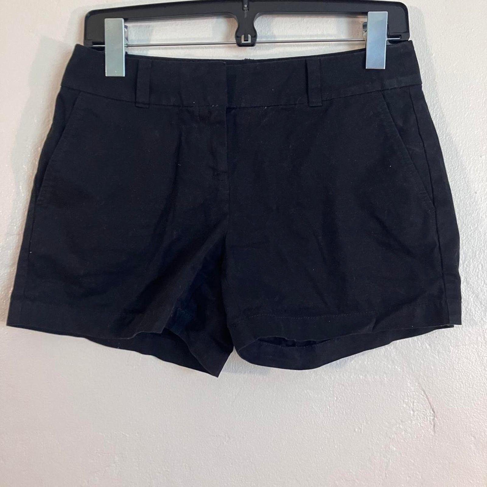 Loft Loft High Waisted Chino Black Shorts Size 25" / US 0 / IT 36 - 1 Thumbnail