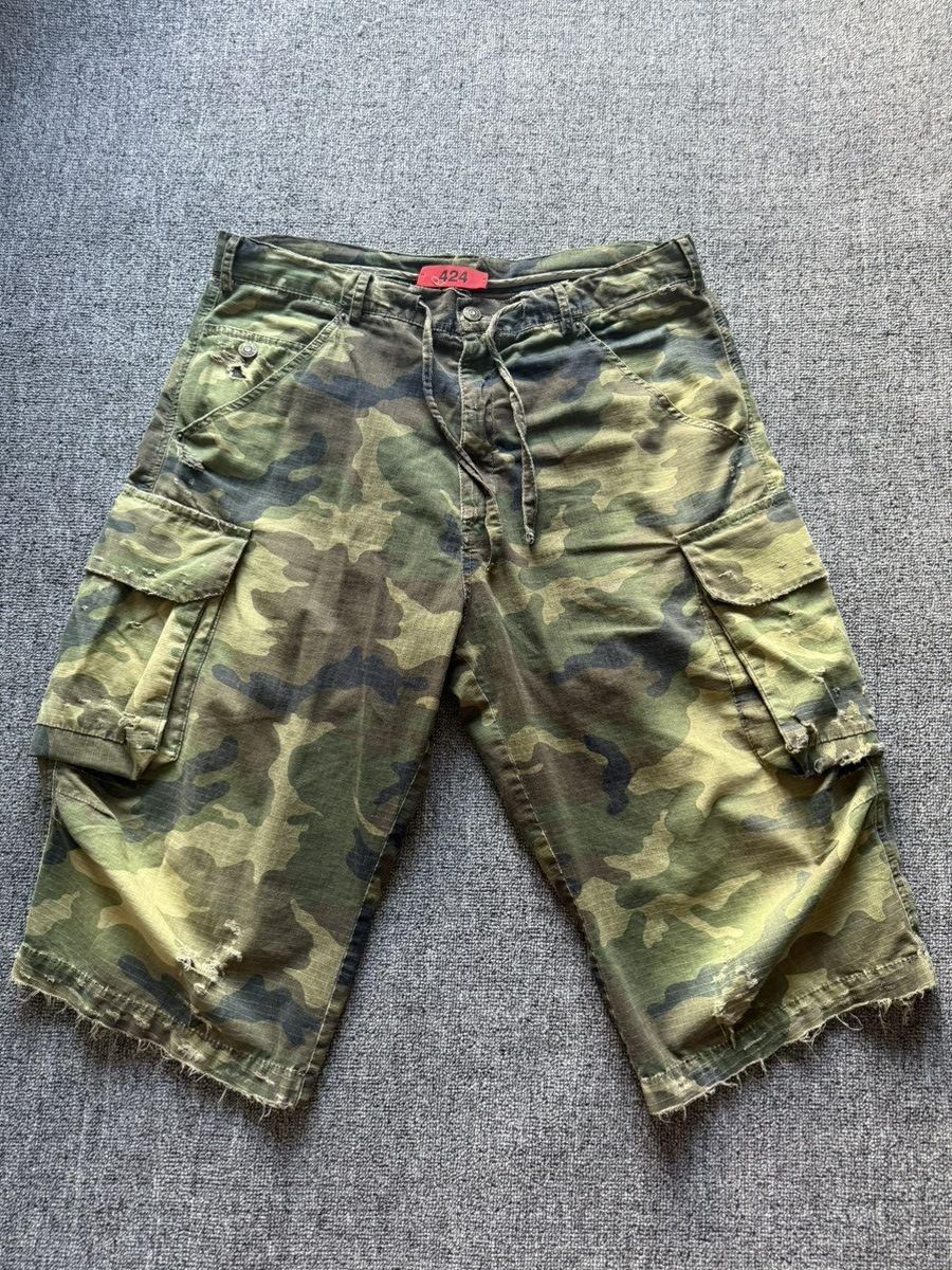 424 424 camo shorts Size US 32 / EU 48 - 1 Thumbnail