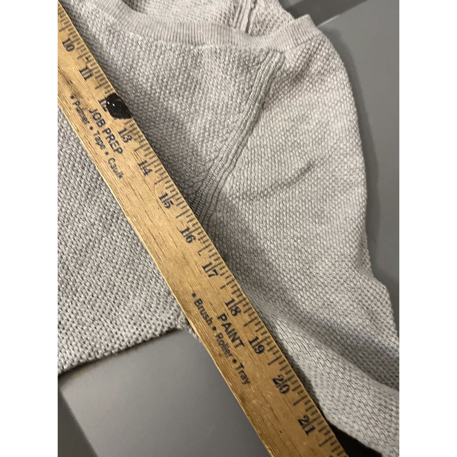 Gap VINTAGE Gap Women's Sweater Solid V-Neck Long Sleeve Size Medium Gray Basic Clothing Size M / US 6-8 / IT 42-44 - 5 Thumbnail