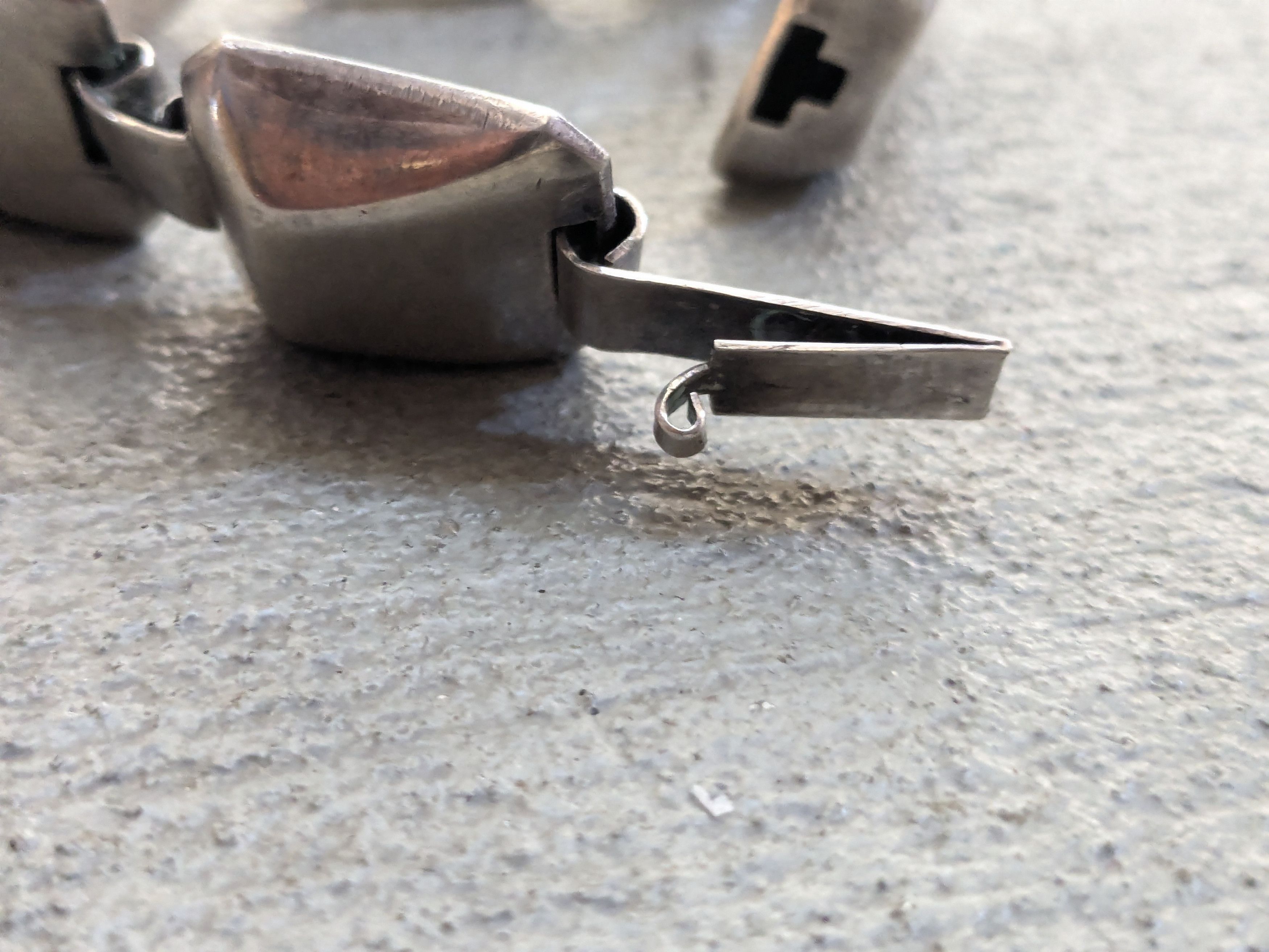 Sterling Silver Vintage Sterling Silver Bracelet Square Modern Abstract Size ONE SIZE - 13 Thumbnail