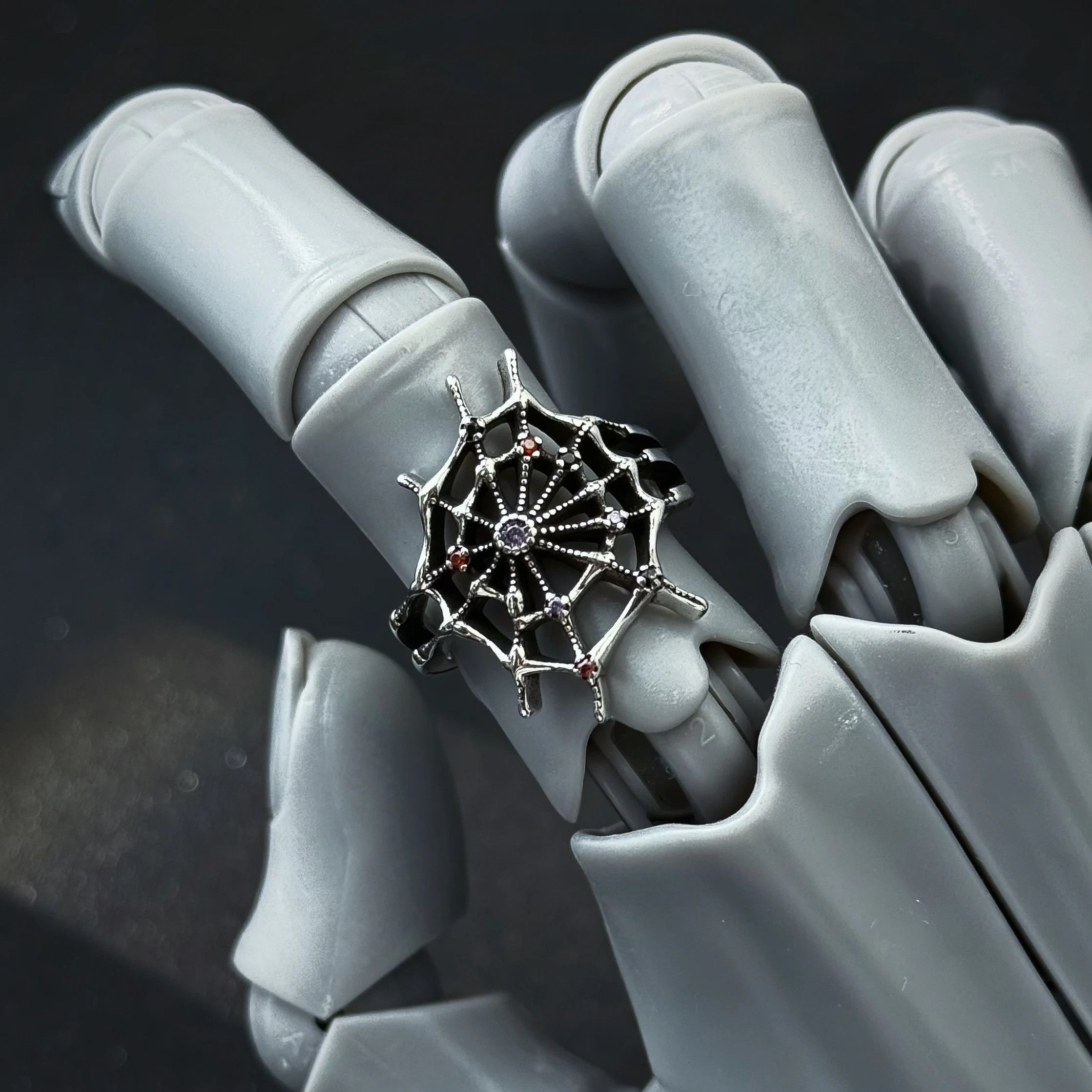 Vintage Retro The Spider Web Ring Size ONE SIZE - 7 Thumbnail