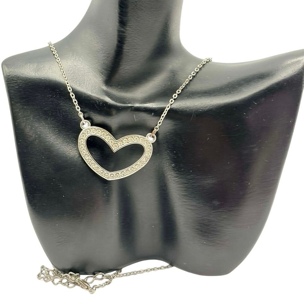 Other Silver Crystal Heart Necklace Size ONE SIZE - 1 Thumbnail