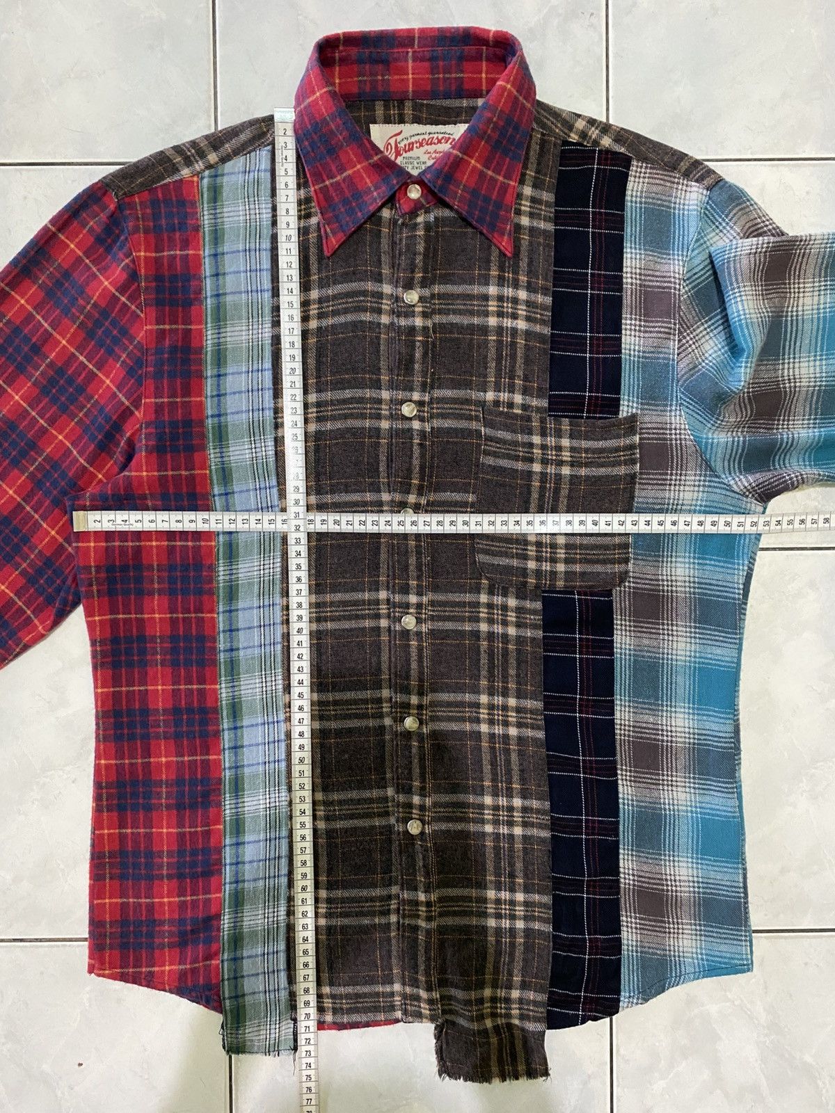Vintage Los Angels California Fourseason Rebuild 5 Cuts Distressed Size US M / EU 48-50 / 2 - 19 Thumbnail