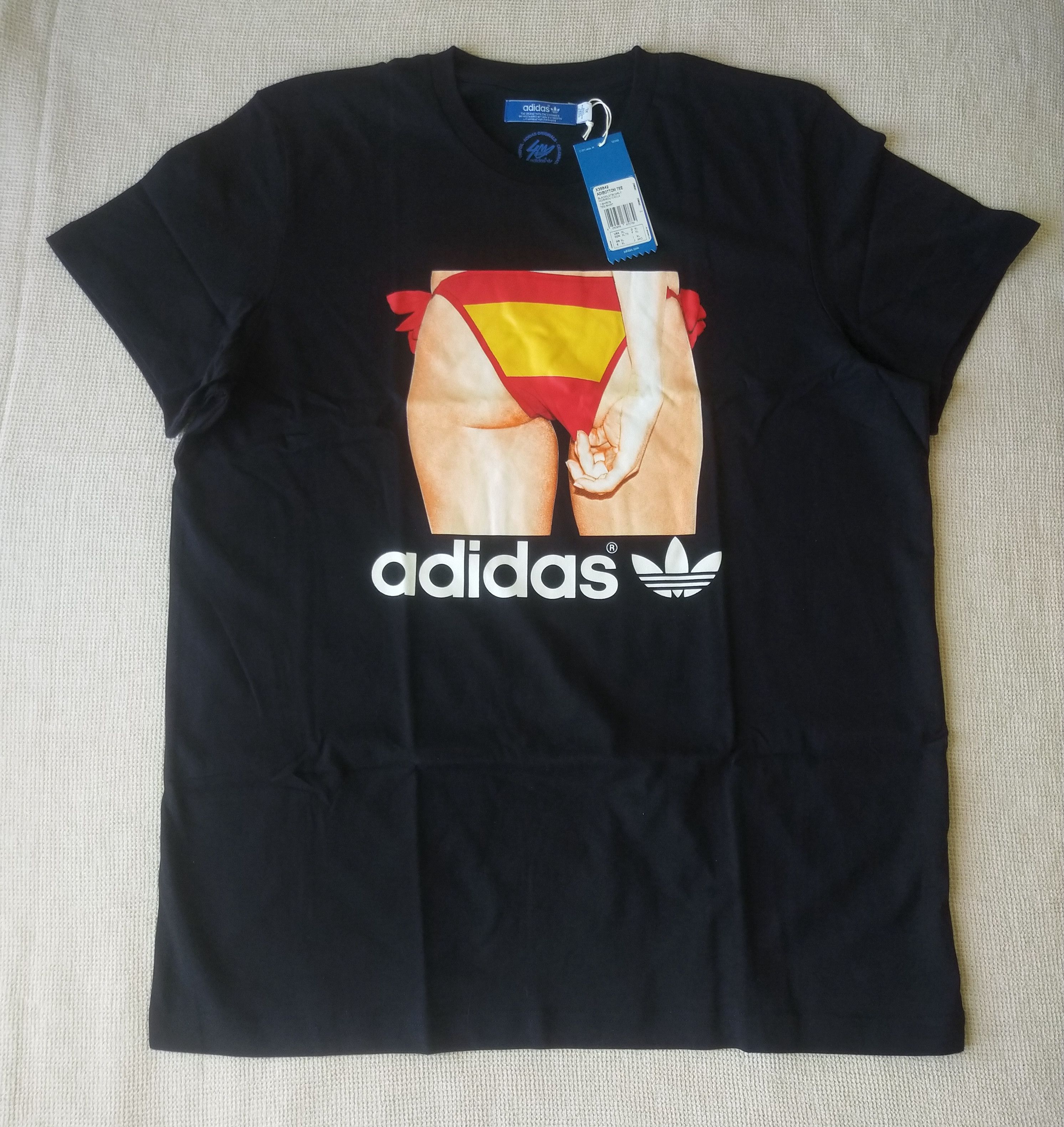 Adidas 2011 deadstock Adidas Originals Spain Adibottom T-Shirt XL Size US XL / EU 56 / 4 - 1 Thumbnail