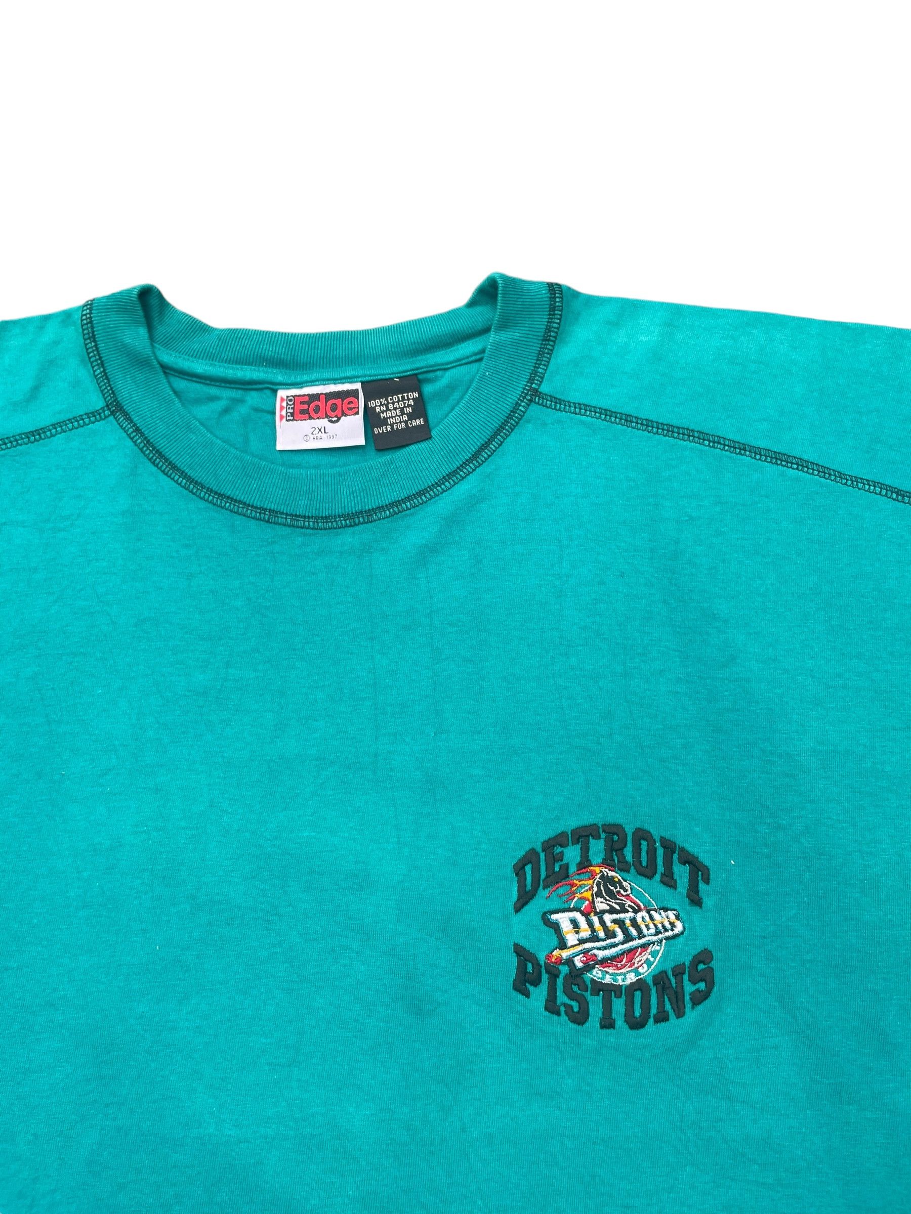 NBA Vintage Detroit Pistons Tshirt Size US XXL / EU 58 / 5 - 6 Thumbnail