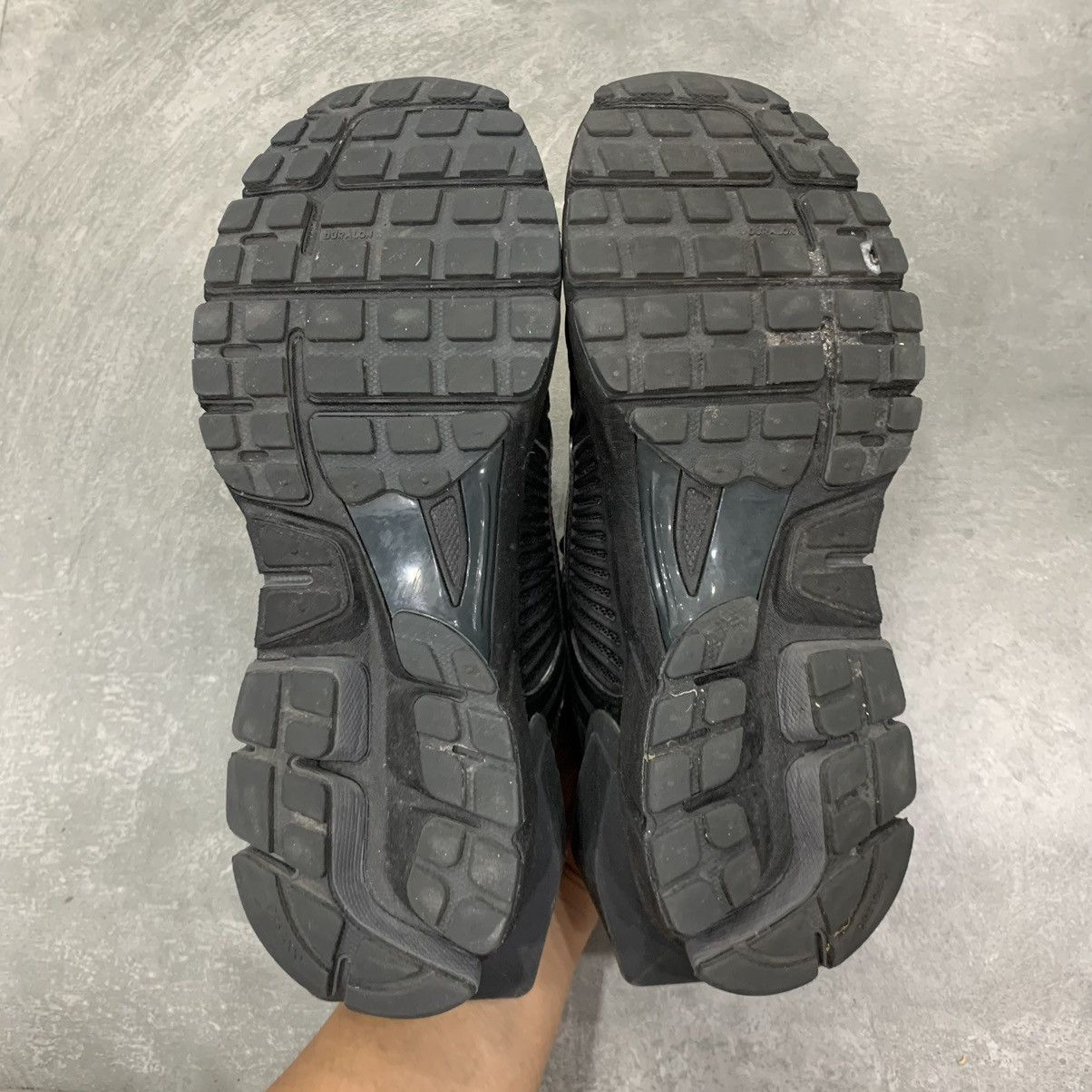A-COLD-WALL* × Nike Nike Zoom Vomero 5 A Cold Wall Black Size US 7 / EU 40 - 11 Thumbnail