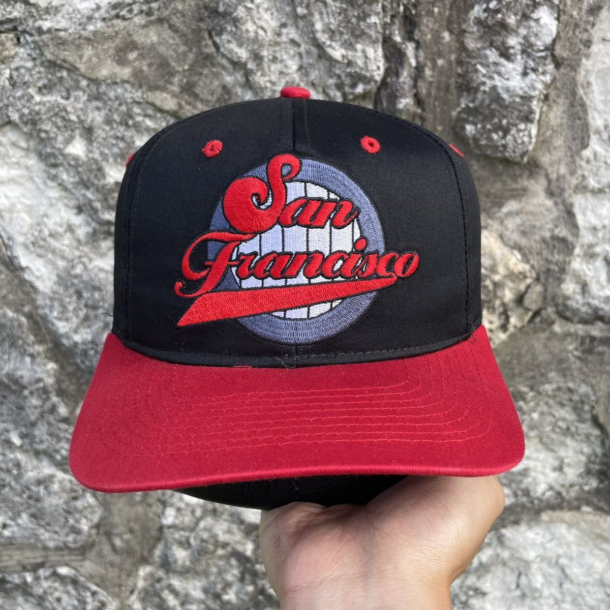 Other Vintage San Francisco Circle Logo Snapback Hat Black Red Size ONE SIZE - 1 Thumbnail
