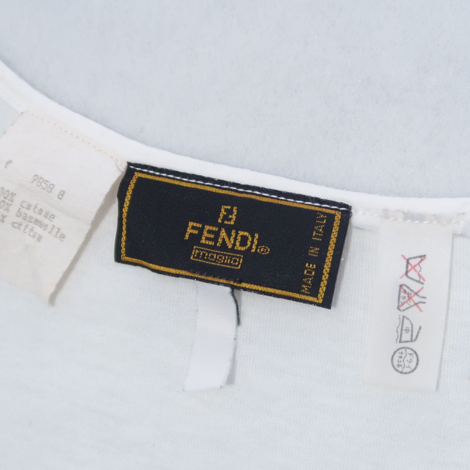 Fendi 90s Fendi Camera Embroidered Woman Tee Size M / US 6-8 / IT 42-44 - 4 Thumbnail