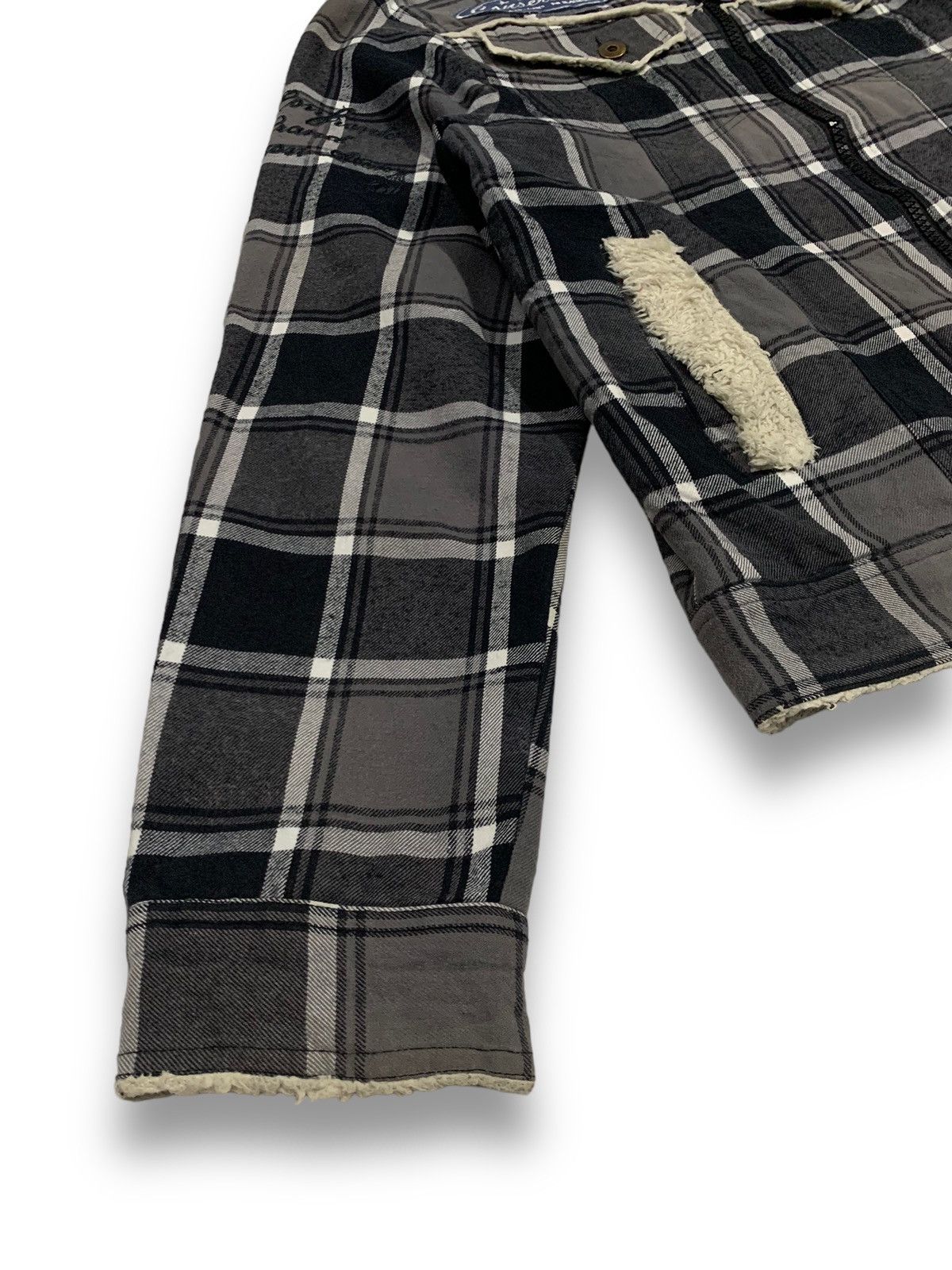 Japanese Brand Japanese Clone Devgru Plaid Multipockets Sherpa Lined Jacket Size US M / EU 48-50 / 2 - 12 Thumbnail