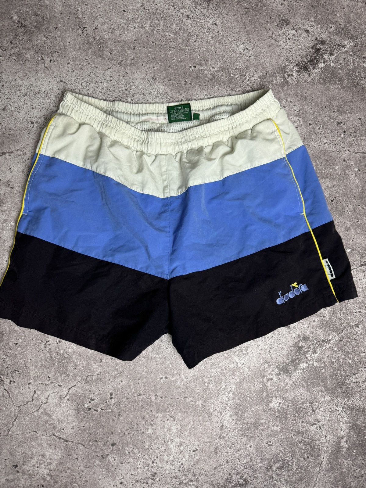 Diadora × Vintage Diadora Shorts Vintage Men’s Size US 37 - 2 Thumbnail