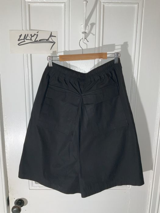 Rick Owens 16FW Megashorts | Grailed