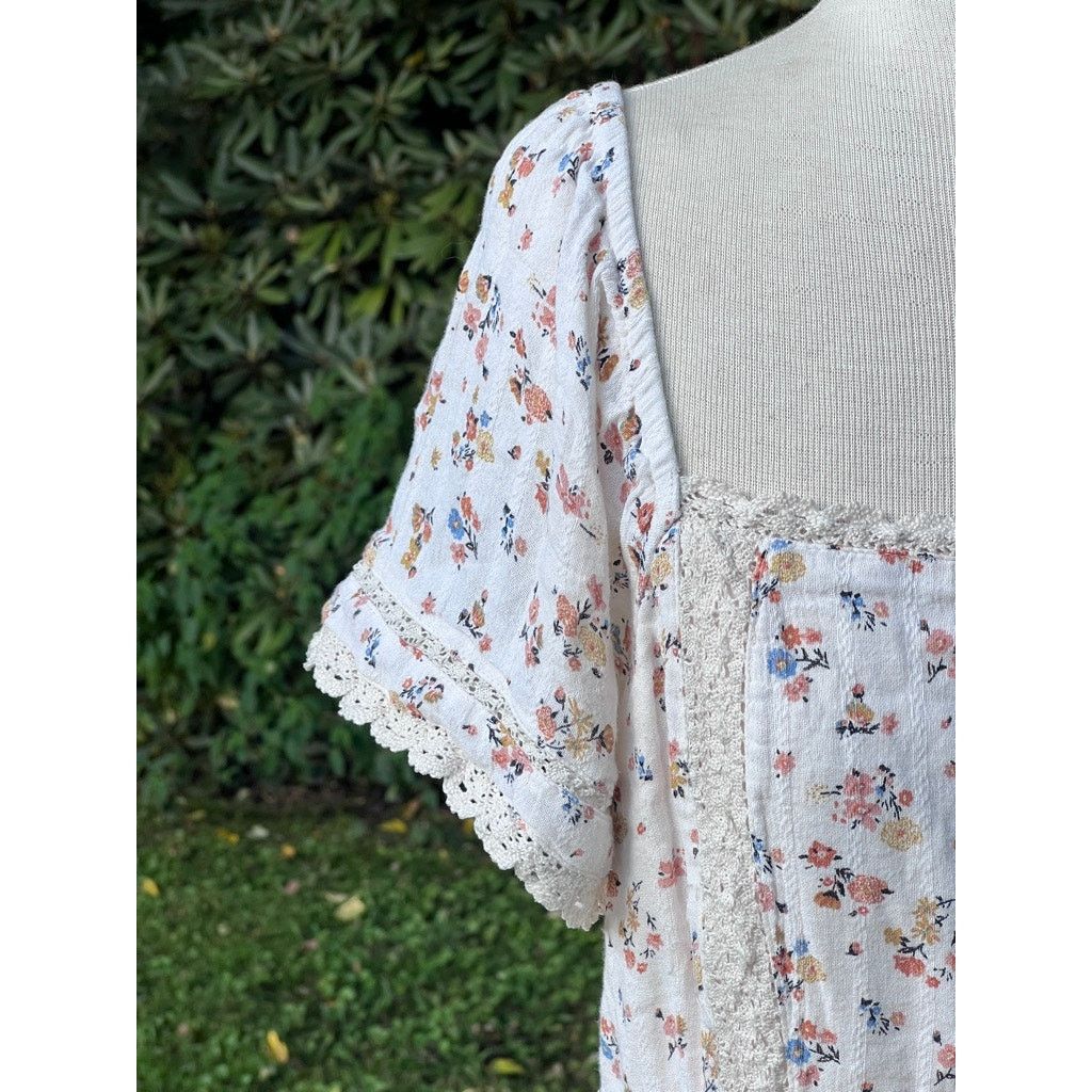 American Eagle Outfitters Milkmaid Dress L Crochet Cottagecore American Eagle Floral Size L / US 10 / IT 46 - 2 Thumbnail