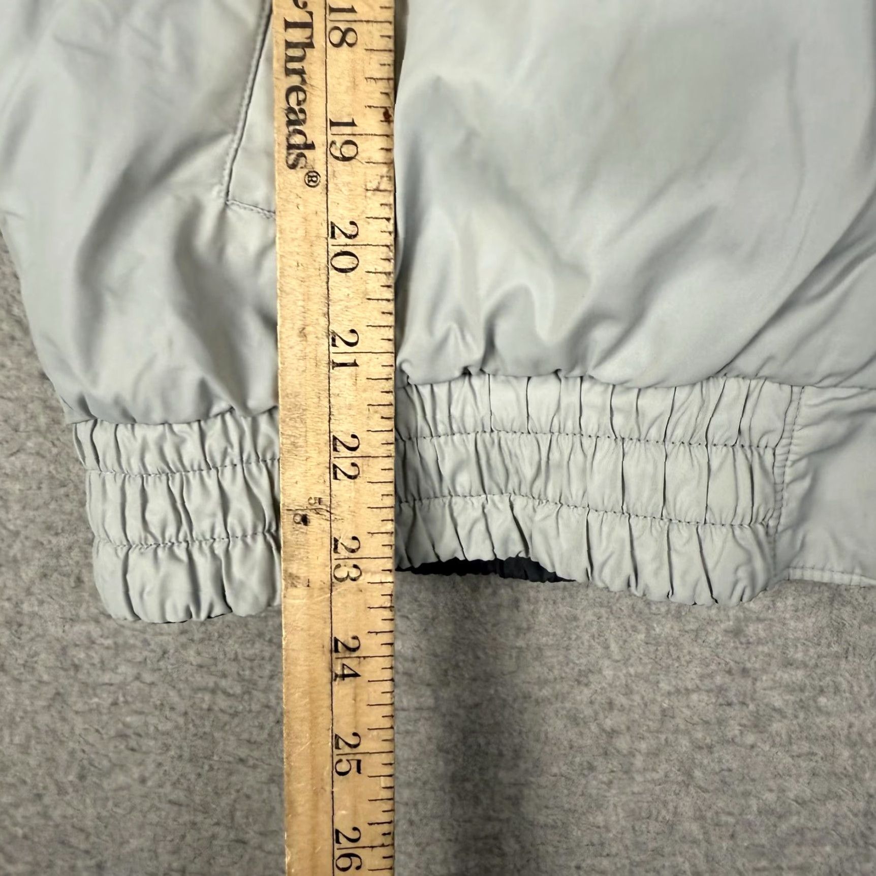 Pinko VINTAGE? Victoria's Secret PINK VS Reversible Gray Logo Sherpa Lined Bomber Jacket M Women Gray M Bomber Jacket PINK Ladies Varsity Neon? Size M / US 6-8 / IT 42-44 - 5 Thumbnail