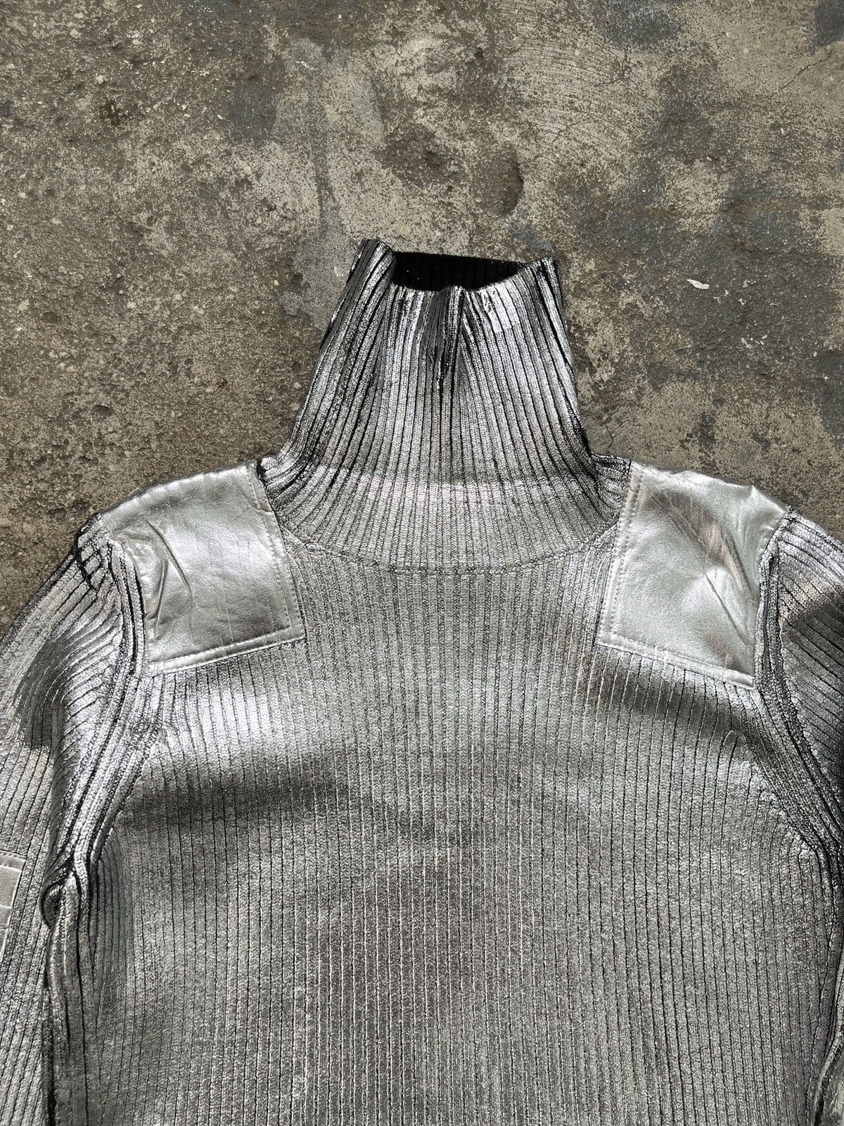MM6 MM6 Maison Margiela Metallic Turtleneck (unisex) Size US L / EU 52-54 / 3 - 4 Thumbnail