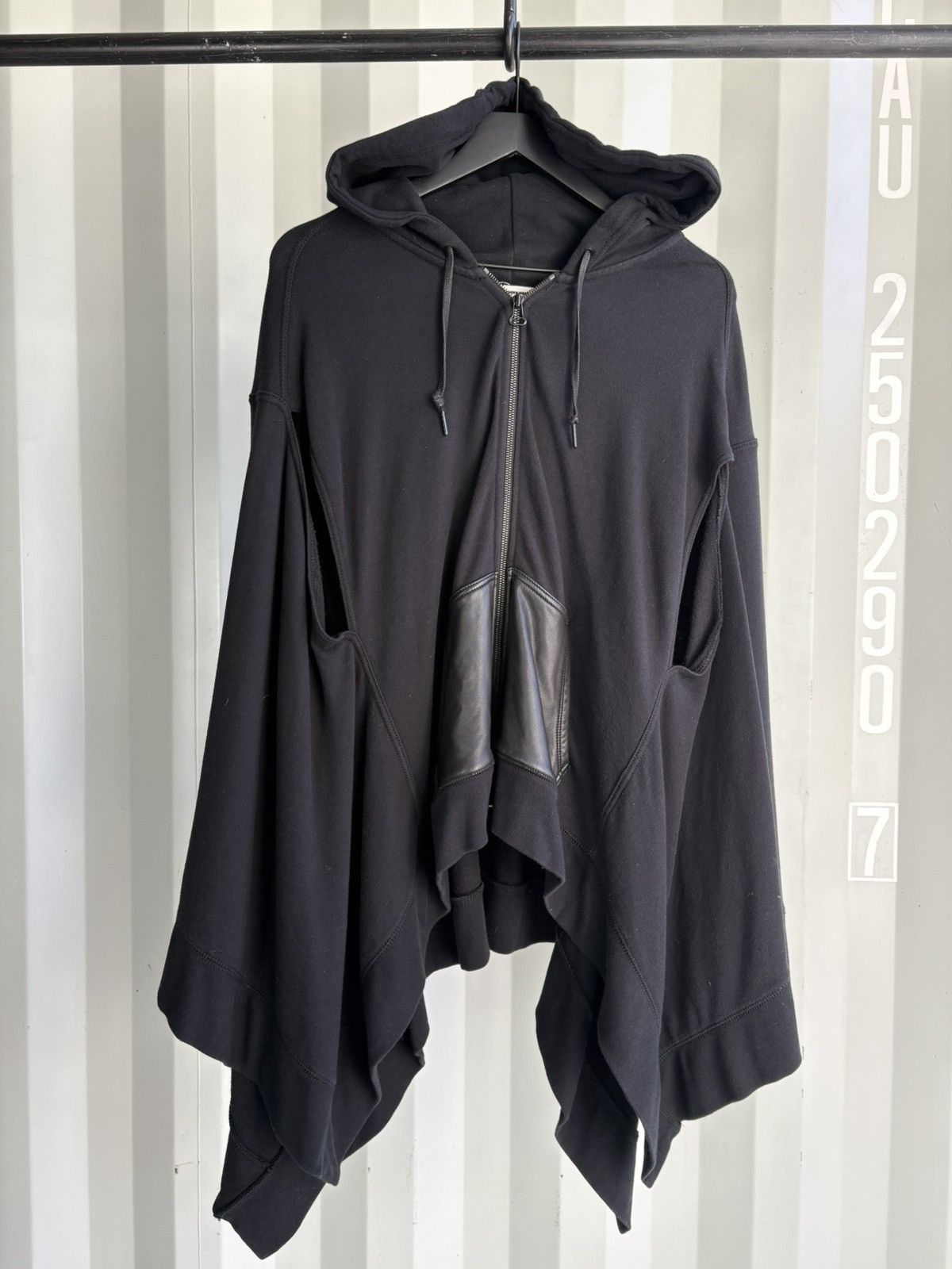 Alexander Wang Oversized Cape Sweatshirt Size US XL / EU 56 / 4 - 1 Thumbnail