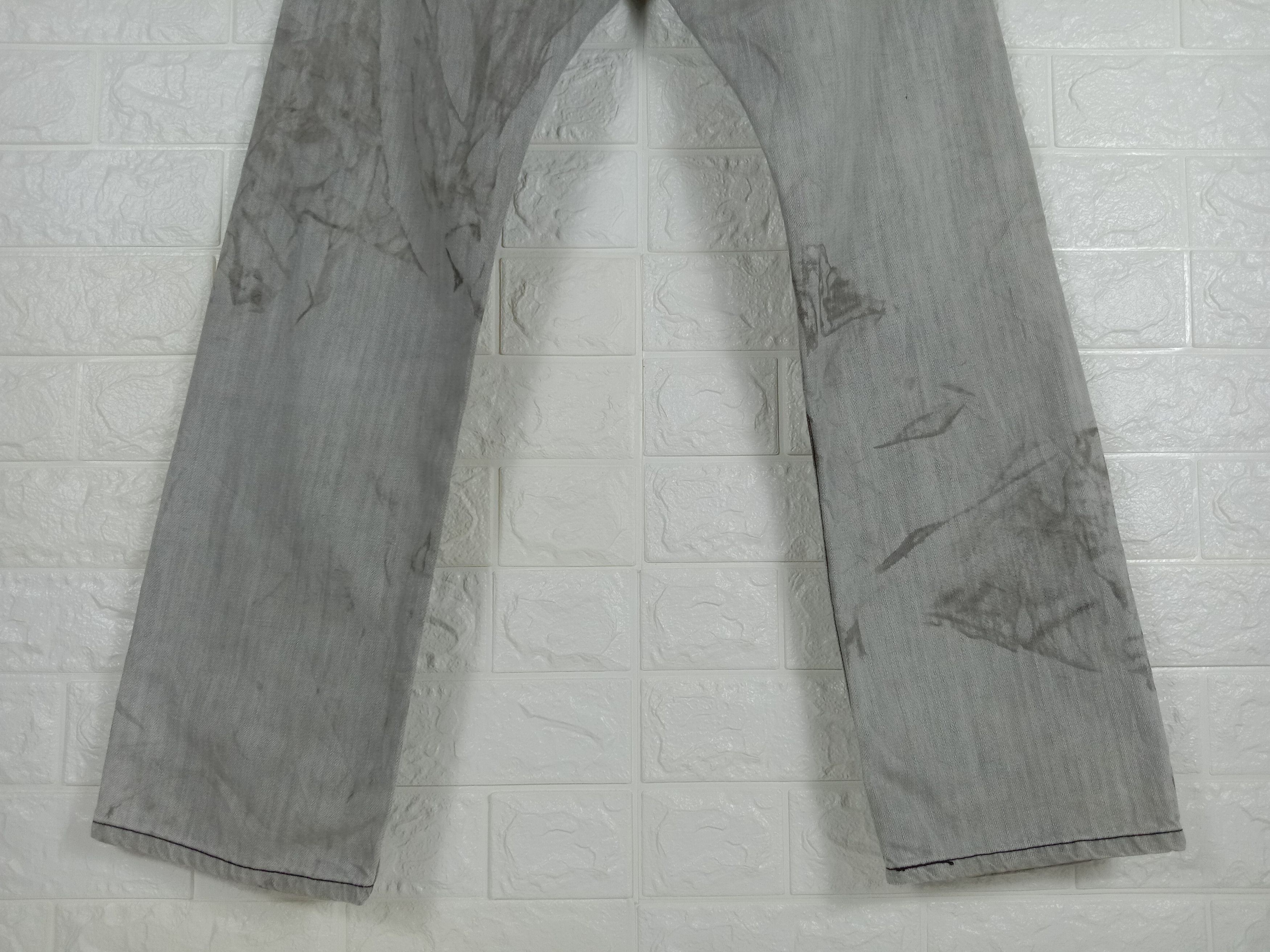 Levi's Vintage Levi’s 514 Jeans Slim Straight Distressed Denim Size US 30 / EU 46 - 8 Thumbnail