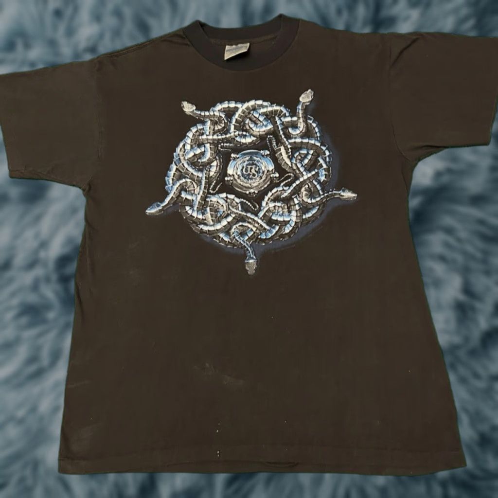 Vintage VINTAGE Brockum Whitesnake Band Tee T Shirt 1990s 90s Chrome Snake Tour Mens L Black Shirt Rock Music Mens Size L Size US L / EU 52-54 / 3 - 1 Thumbnail