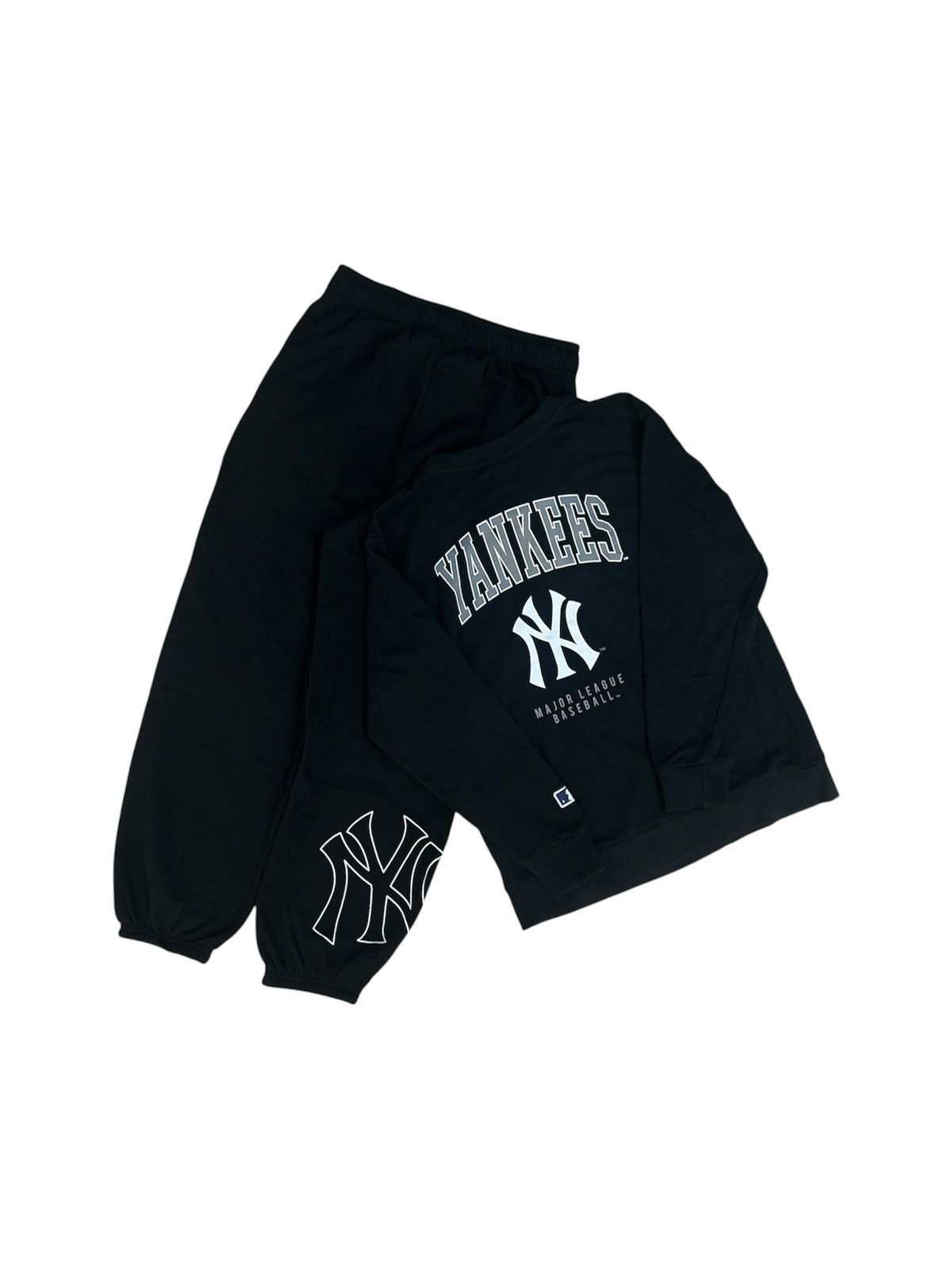 MLB ⚾️MLB New York Yankees Tracksuit Set Crewneck & Sweatpants Size US S / EU 44-46 / 1 - 1 Thumbnail