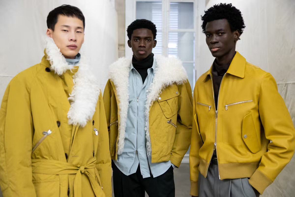 Hermes $20,000 FW22 Mens Runway 2 in 1 Ice Blue Lamb Fur Jacket Size US M / EU 48-50 / 2 - 3 Thumbnail