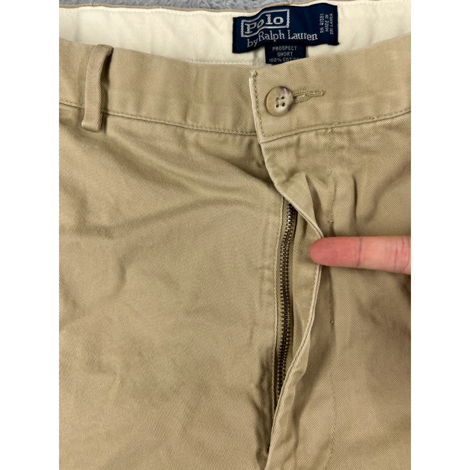 Polo Ralph Lauren Polo Ralph Lauren Shorts Men 40 Beige Classic Chino Zip Fly Prospect 100% Cotton Size US L / EU 52-54 / 3 - 6 Thumbnail