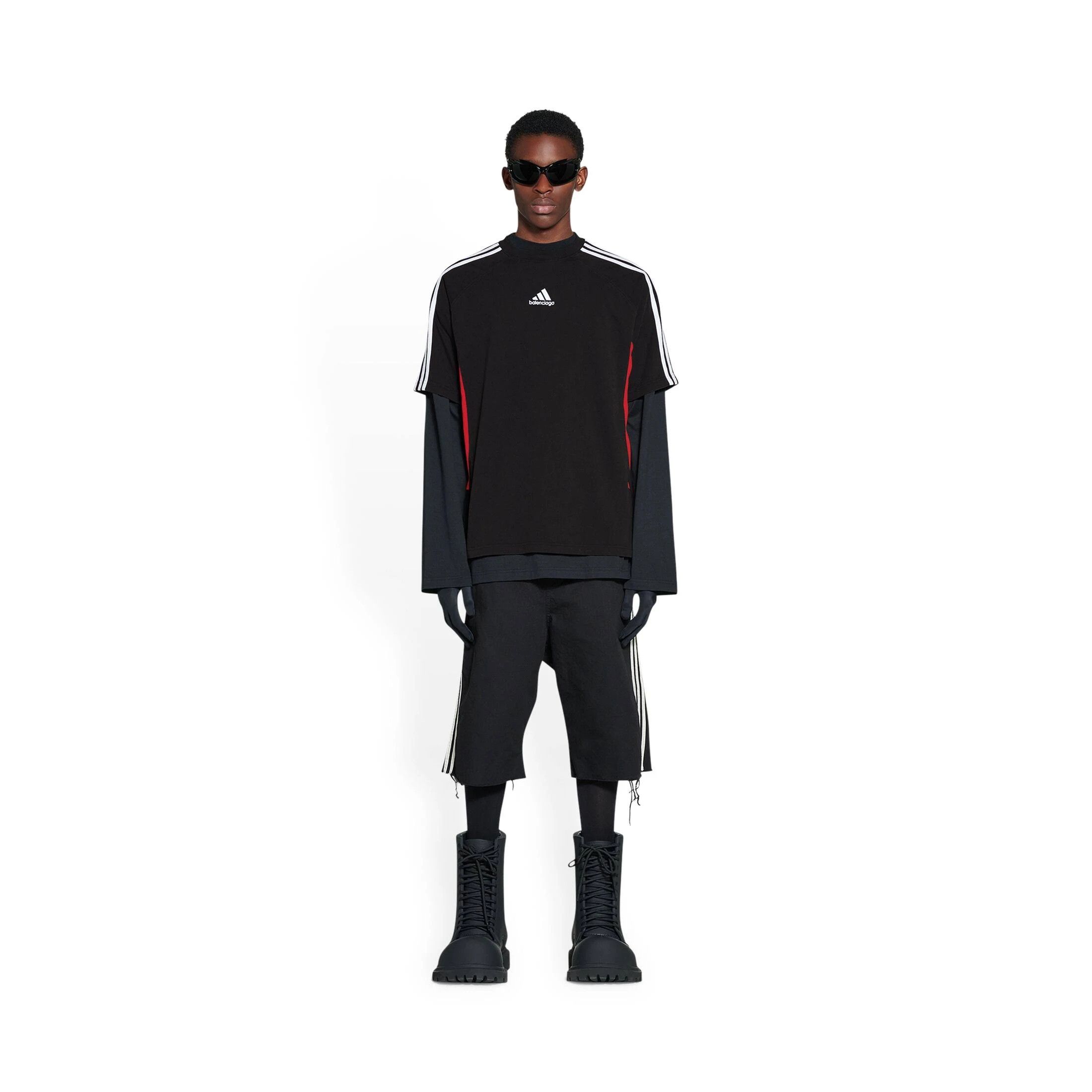 Adidas × Balenciaga o1srvl11e0424 T-Shirt Medium Fit in Black/White/Red Size US S / EU 44-46 / 1 - 7 Thumbnail