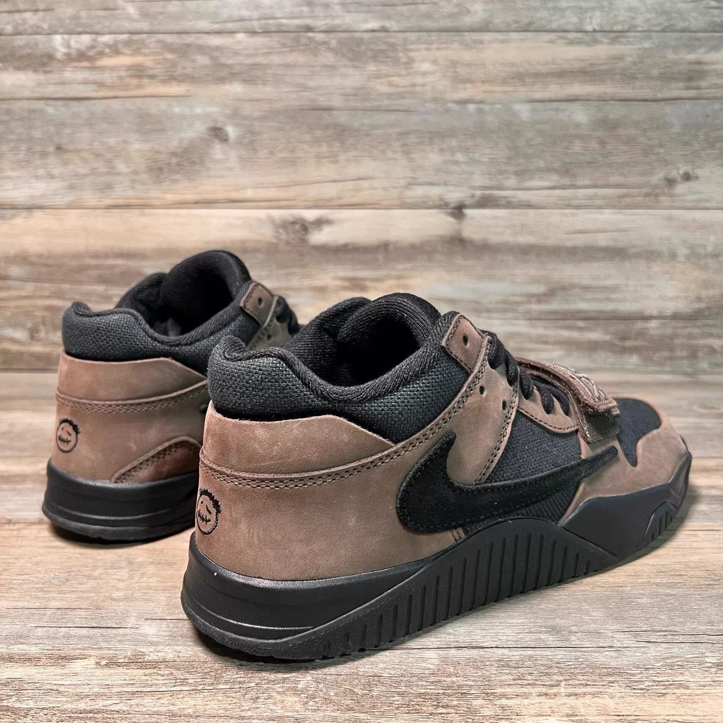 Nike Travis Scott x Jordan Jumpman Jack Mocha Barbed 43 WornOnce Size US 10 / EU 43 - 3 Thumbnail