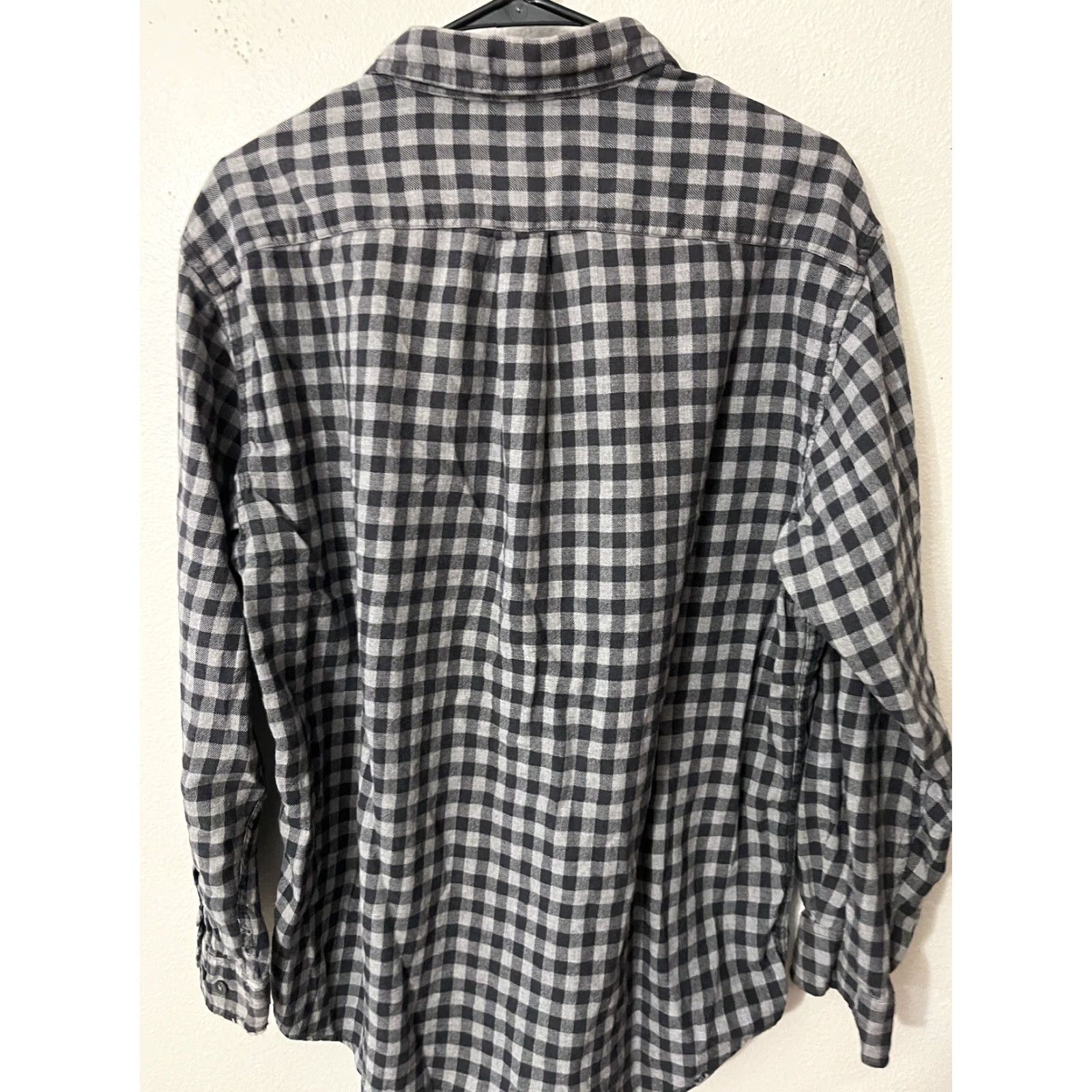 Eddie Bauer VINTAGE Eddie Bauer Relaxed fit Mens L Gray & Black Plaid Check Button Down Shirt Vinatg Size US L / EU 52-54 / 3 - 2 Thumbnail