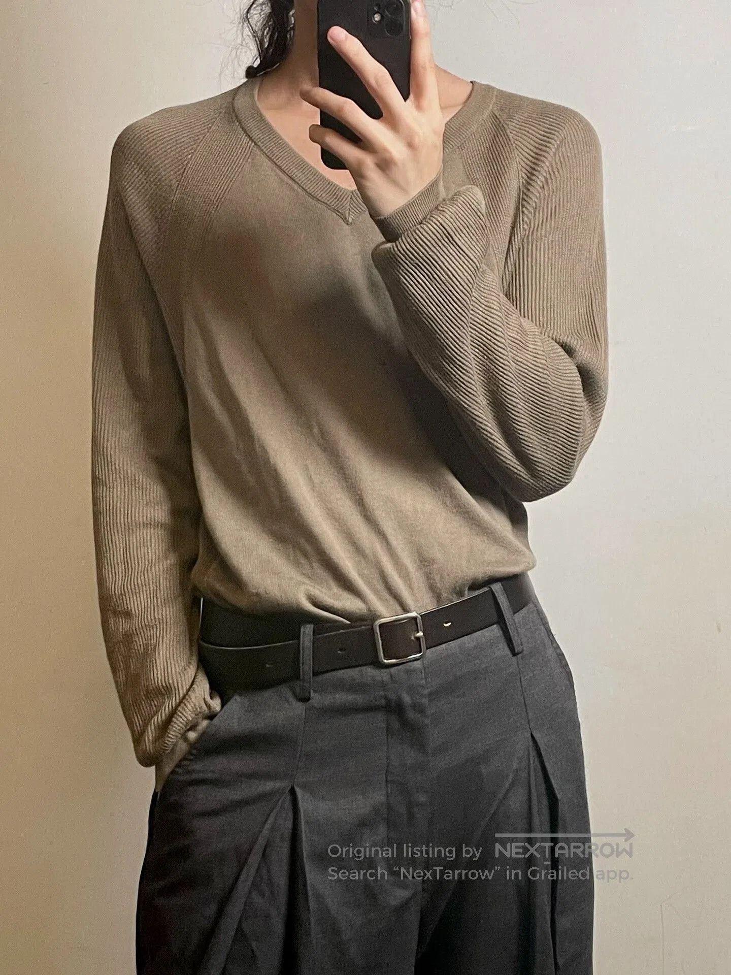Maison Margiela Maison Martin Margiela V-Neck Knit Sweater. Size US M / EU 48-50 / 2 - 2 Thumbnail