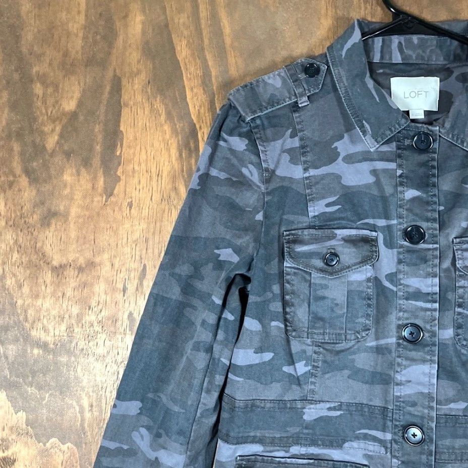 Ann Taylor VINTAGE Ann Taylor LOFT Womens Jacket Gray Camouflage Utility Button Up Stretch 6 Size M / US 6-8 / IT 42-44 - 4 Thumbnail