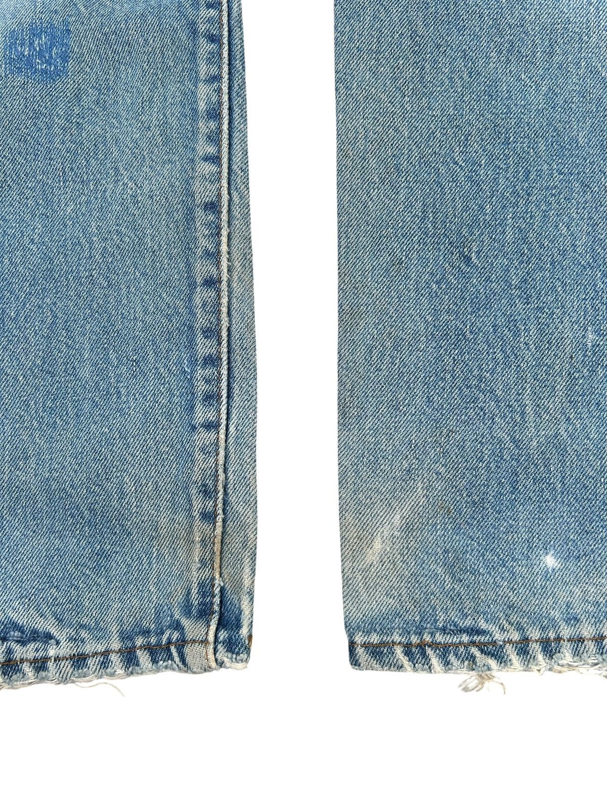 Levi's Vintage Clothing 80's THRASHED Levi's 555 Reconstructed Repair Denim Size US 30 / EU 46 - 8 Thumbnail