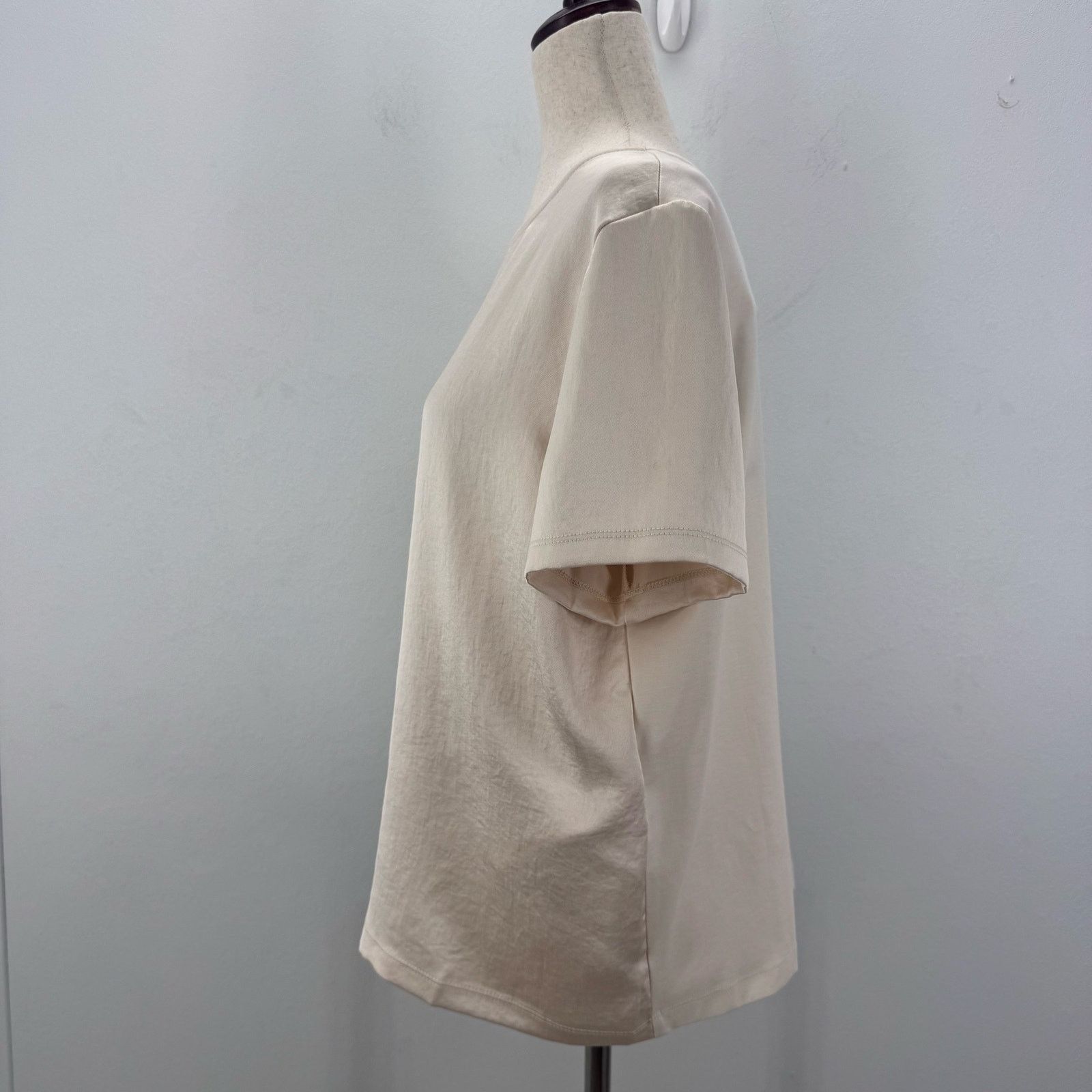 Max Mara Max Mara Amburgo Ivory Soft T-Shirt sz L Minimalist Neutral Size L / US 10 / IT 46 - 2 Thumbnail