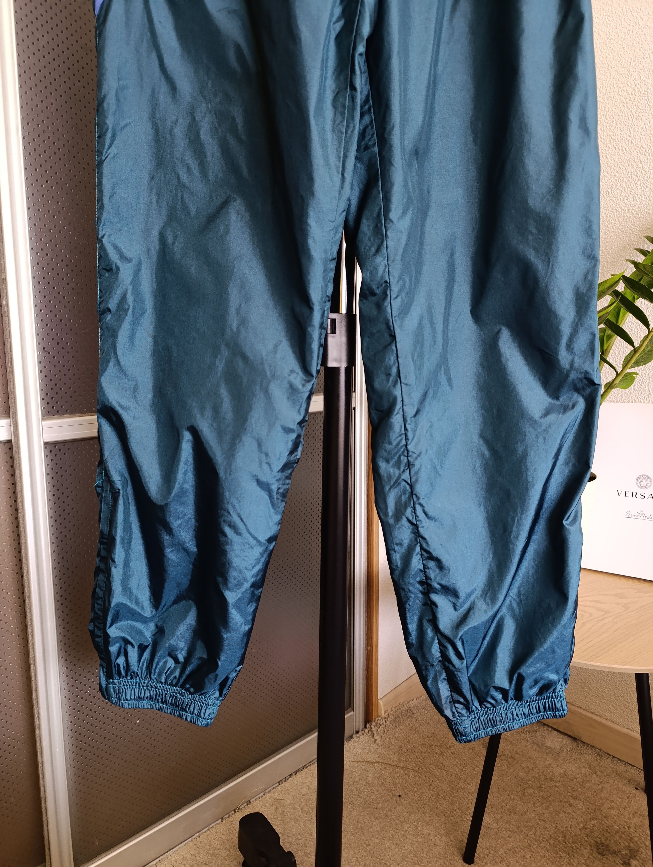 Nike × Vintage Vintage Nike Nylon Track Mens Pants S 90’s Sweatpants Size US 36 / EU 52 - 3 Thumbnail