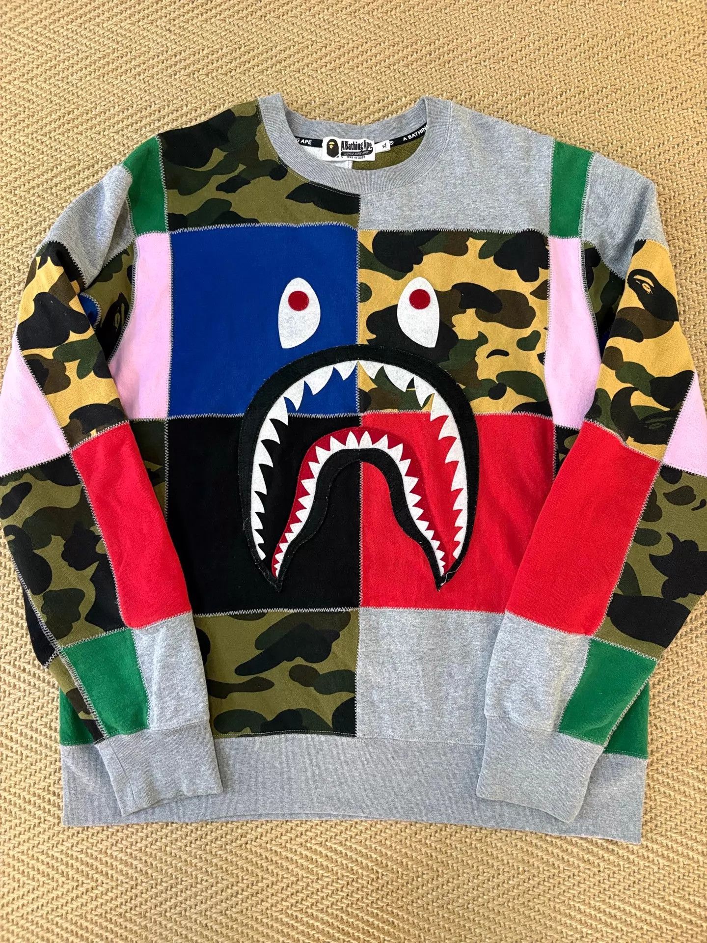 Bape BAPE Patchwork Camo Shark Hoodie XL New Size US XL / EU 56 / 4 - 1 Thumbnail