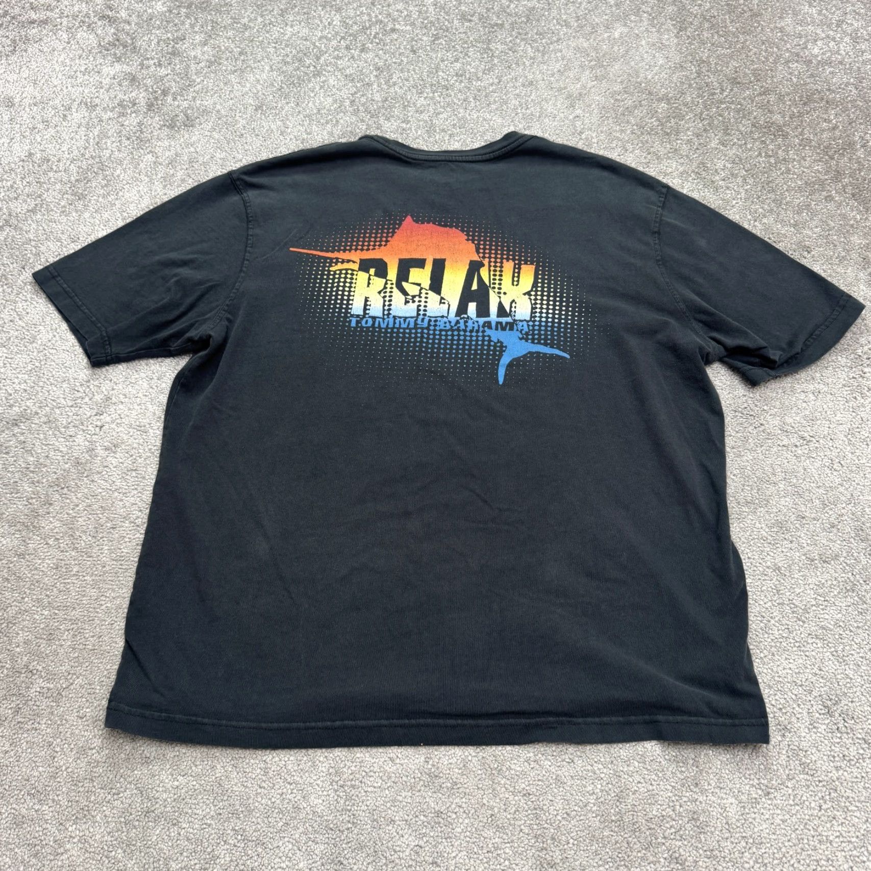 Tommy Bahama Tommy Bahama Shirt Men Large Black Short Sleeve Crew Neck Cotton Tee Logo Beach Outdoor Size US L / EU 52-54 / 3 - 2 Thumbnail