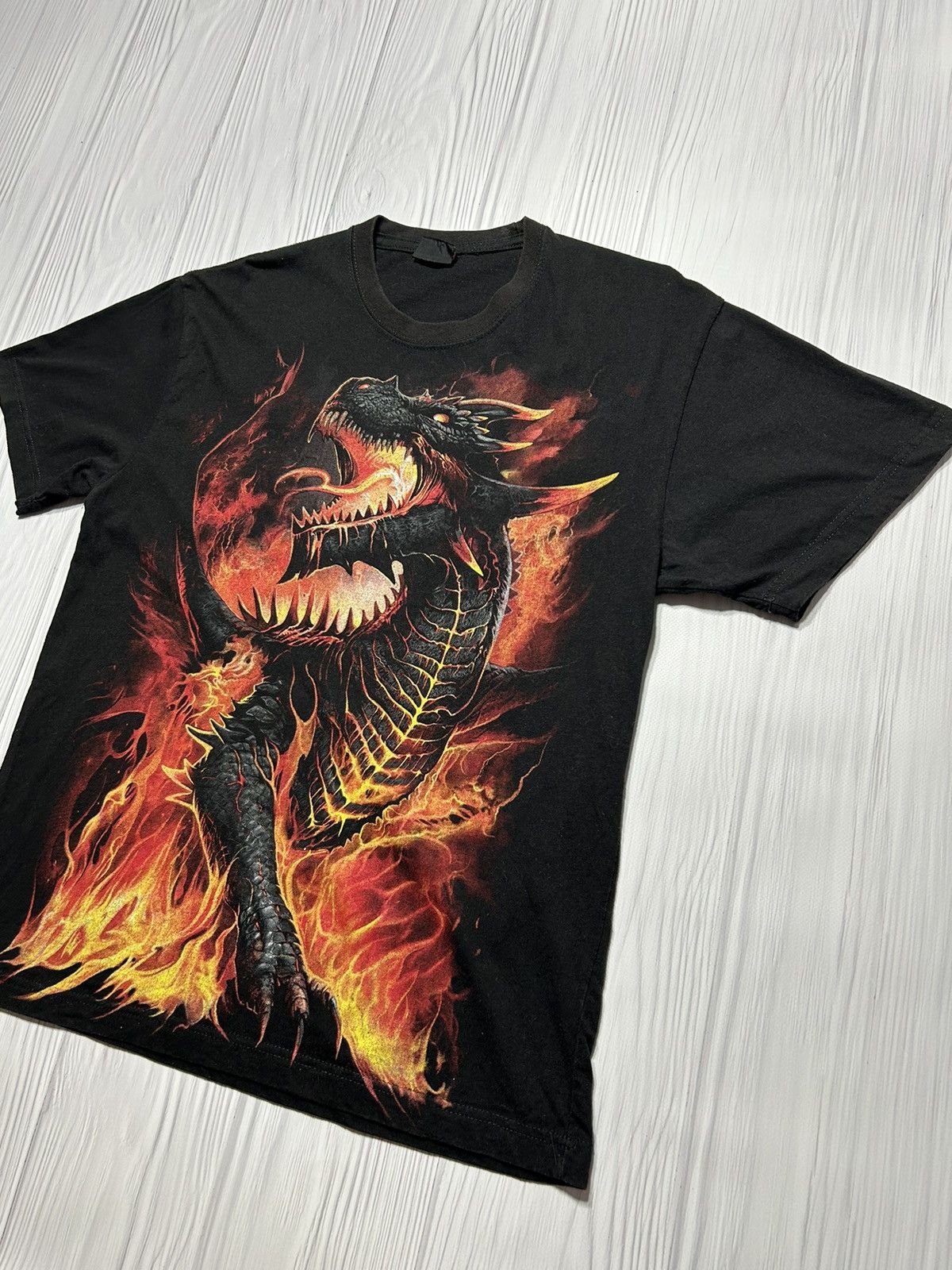 Vintage Vintage Y2K Fire Dragon Allprinted T-Shirt Size US L / EU 52-54 / 3 - 3 Thumbnail