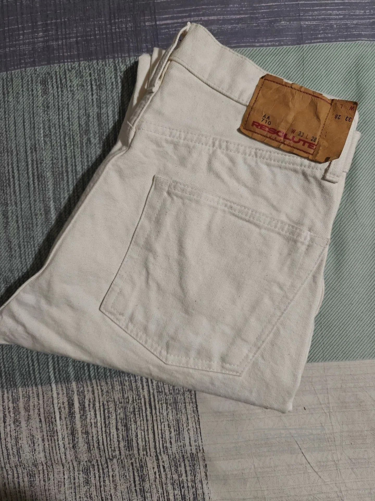RESOLUTE RESOLUTE 710 White Limited Cropped Jeans. Size US 33 - 2 Thumbnail