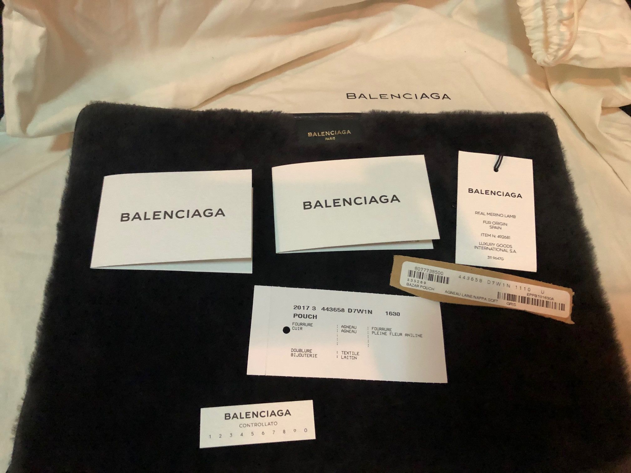 Balenciaga Balenciaga Bazar Shearling Pouch Size ONE SIZE - 7 Thumbnail