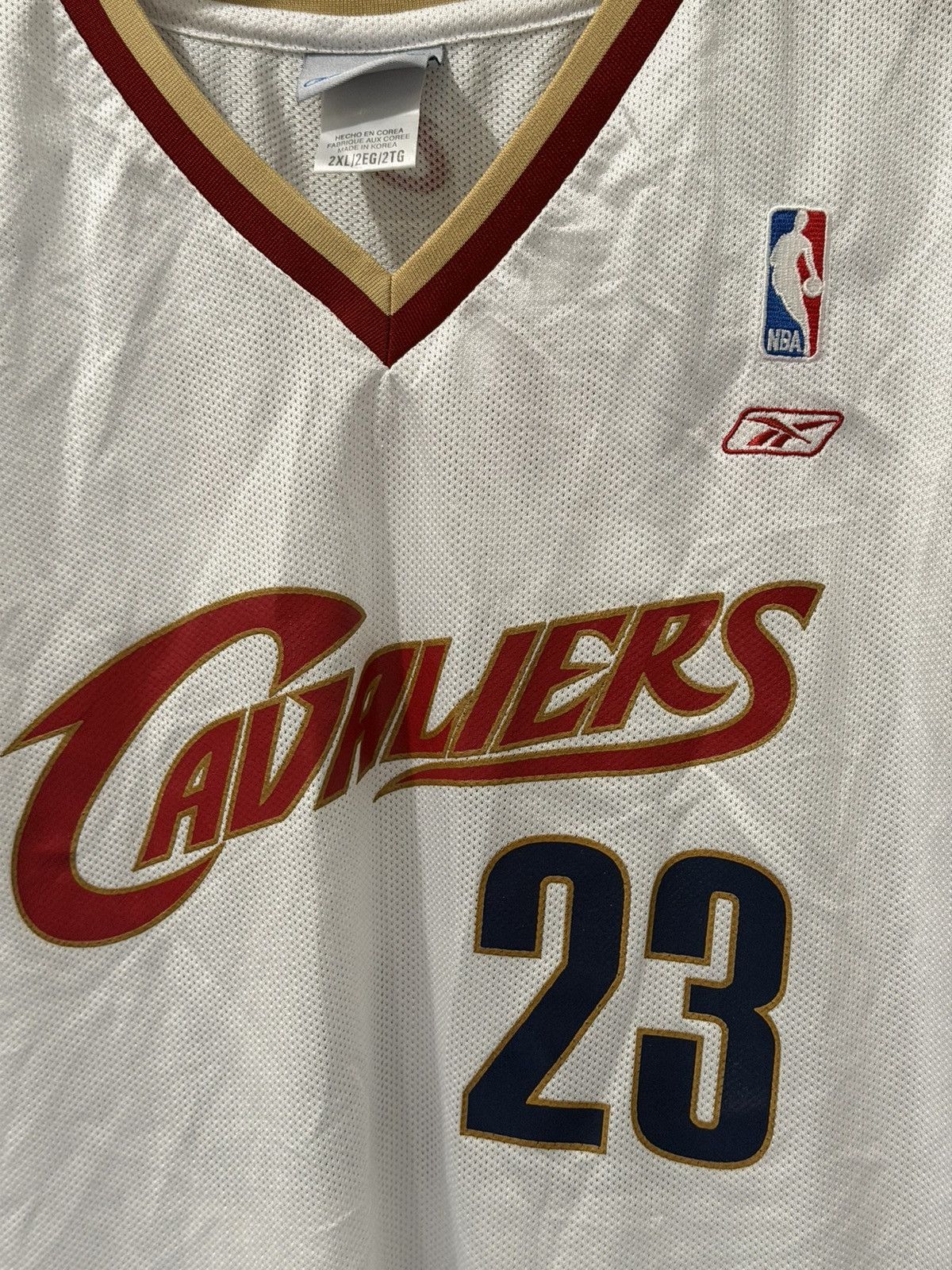 Reebok Vintage Reebok Cavs LeBron James Rookie Jersey 2XL Bin 1 Size US XXL / EU 58 / 5 - 2 Thumbnail