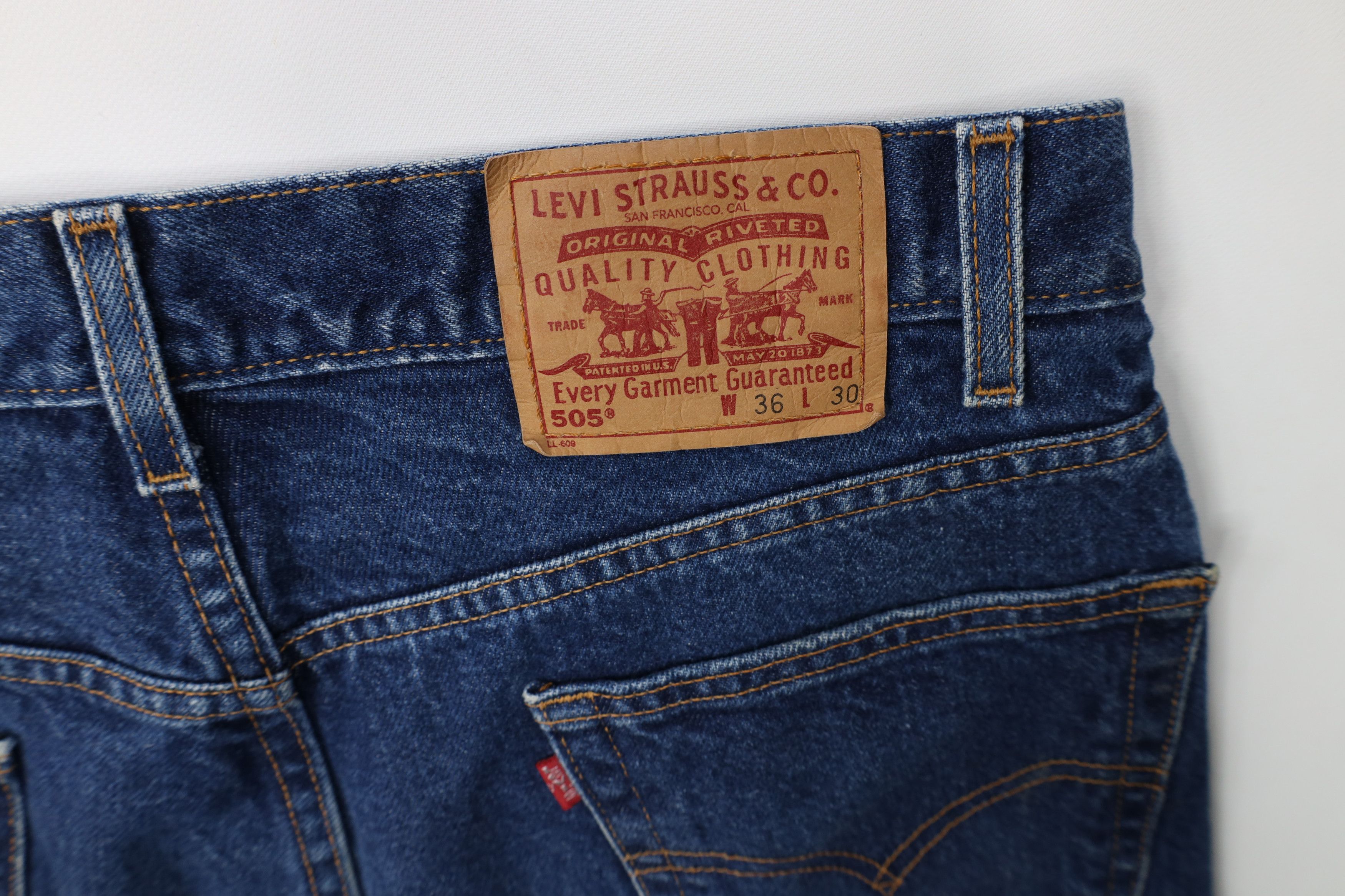 Levi's Vintage Y2K 2000 Levis 505 Fit Straight Leg Denim Jeans Size US 36 / EU 52 - 15 Thumbnail