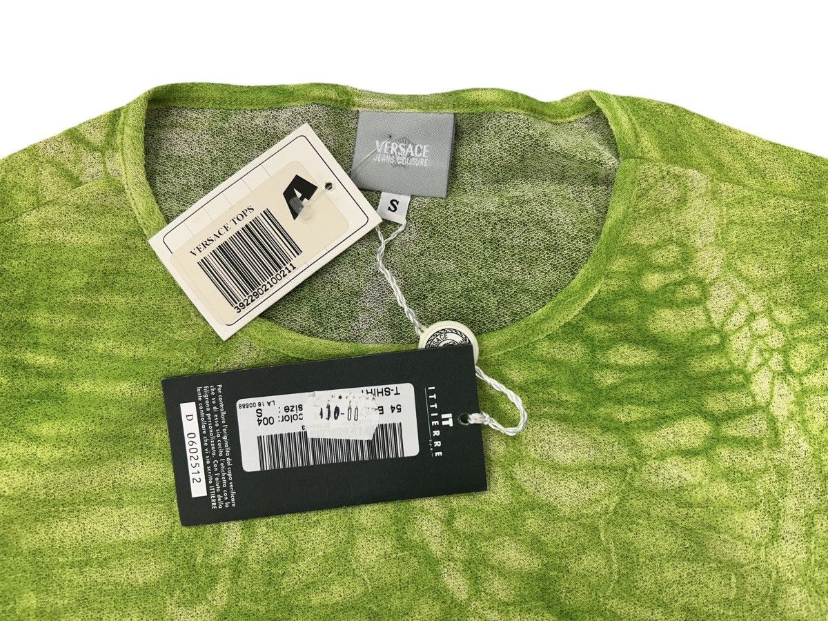 Versace Jeans Couture NWT Versace Jeans Couture Lime Green Snake Print T-Shirt S Size S / US 4 / IT 40 - 4 Thumbnail